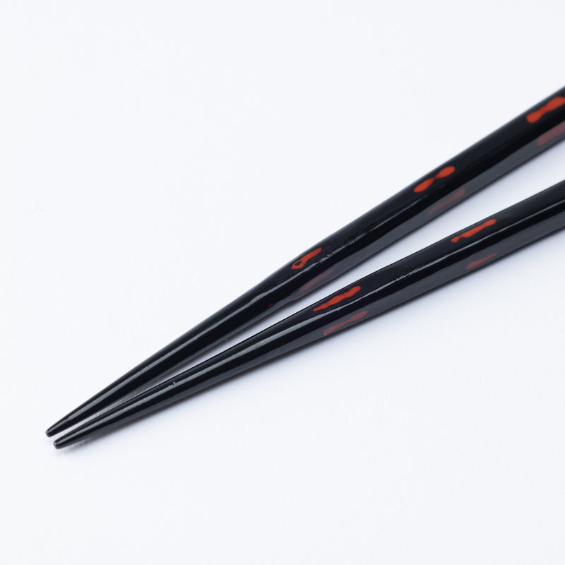 Matsukan Akebono/Negoro Wakasa Lacquerware Set of Two Pairs of Chopsticks 23.5 cm (9.3 in)/20.5 cm (8.1 in)
