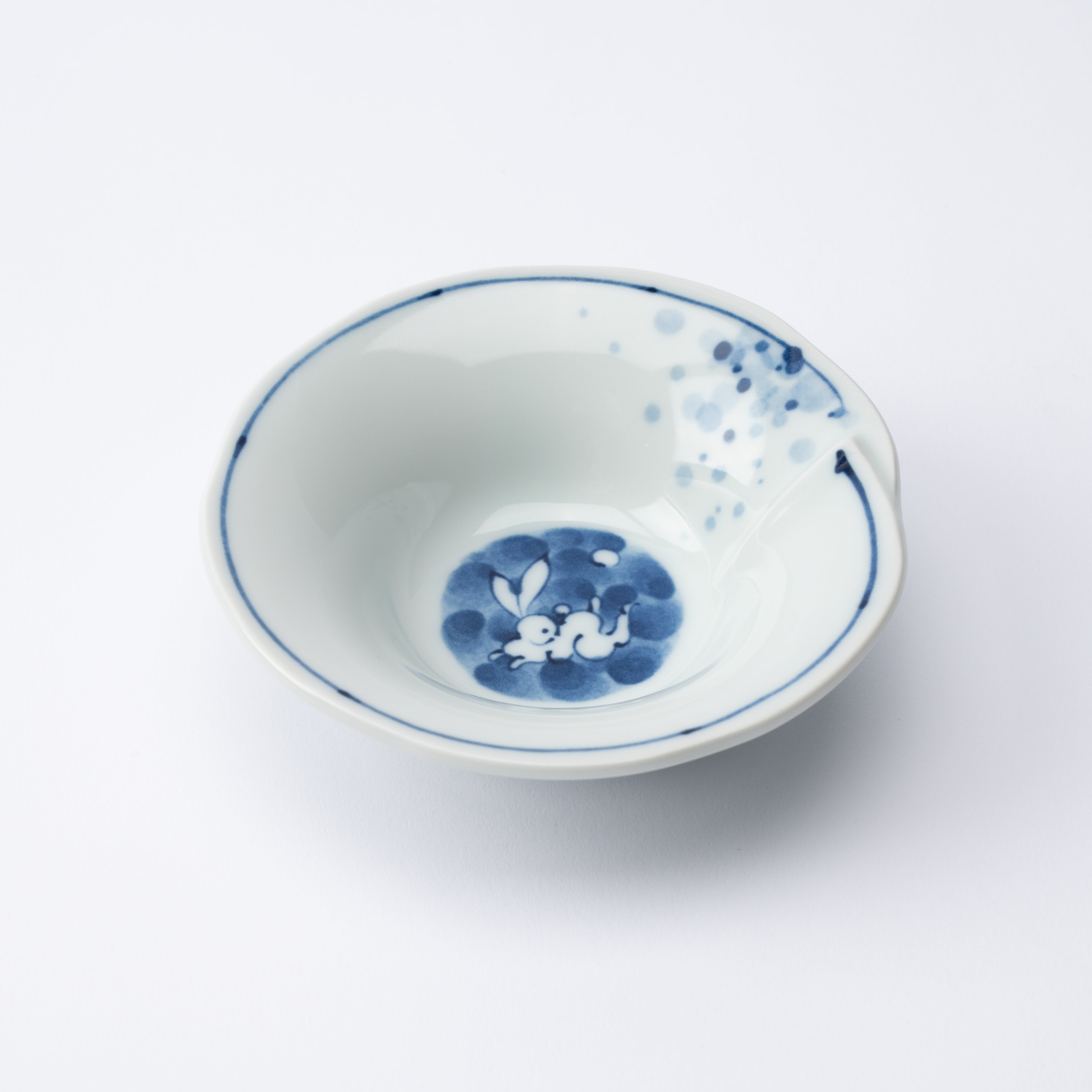 Swirled Rim Rabbit Kobachi Small Bowl