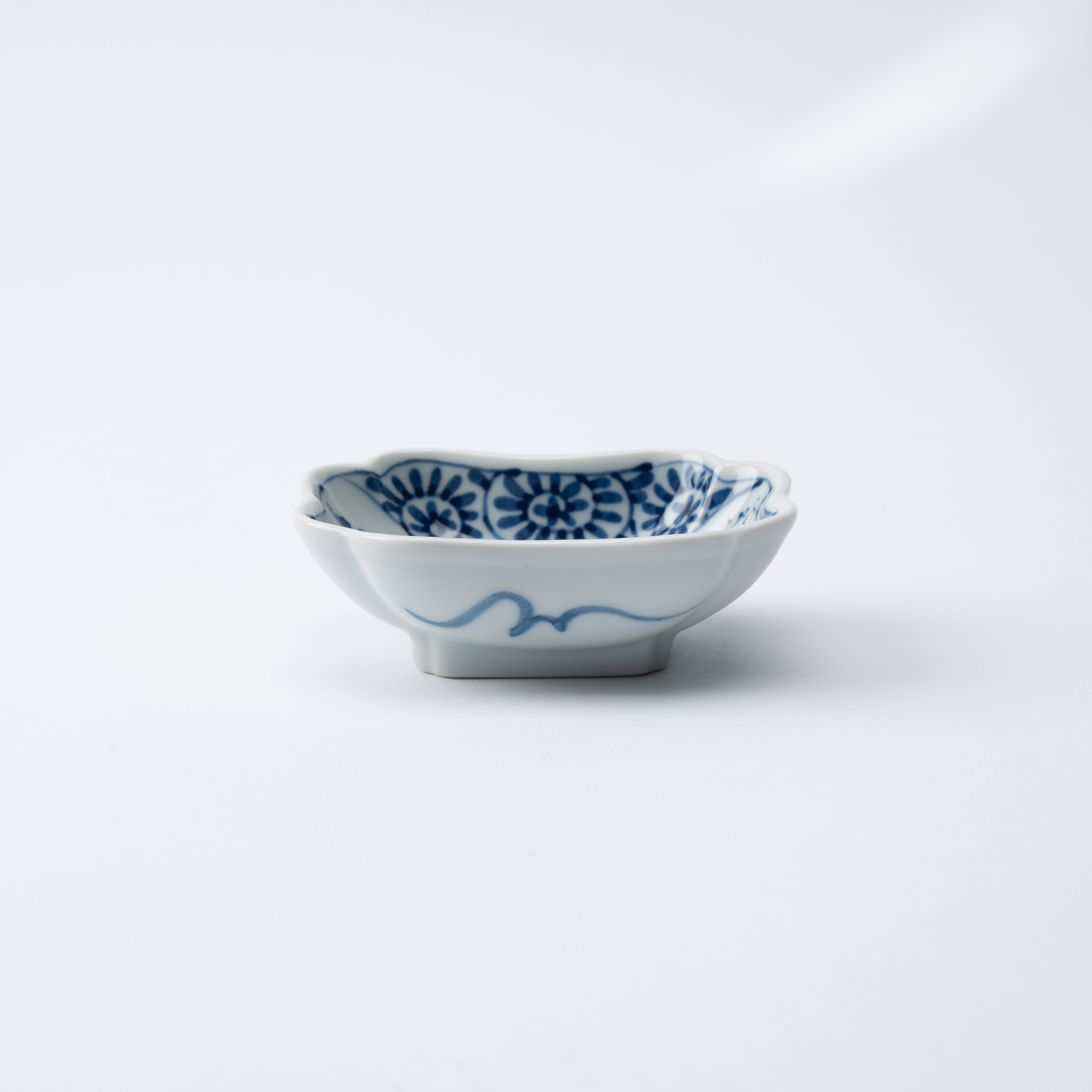 Rectangular Landscape and Vines Kobachi Small Bowl