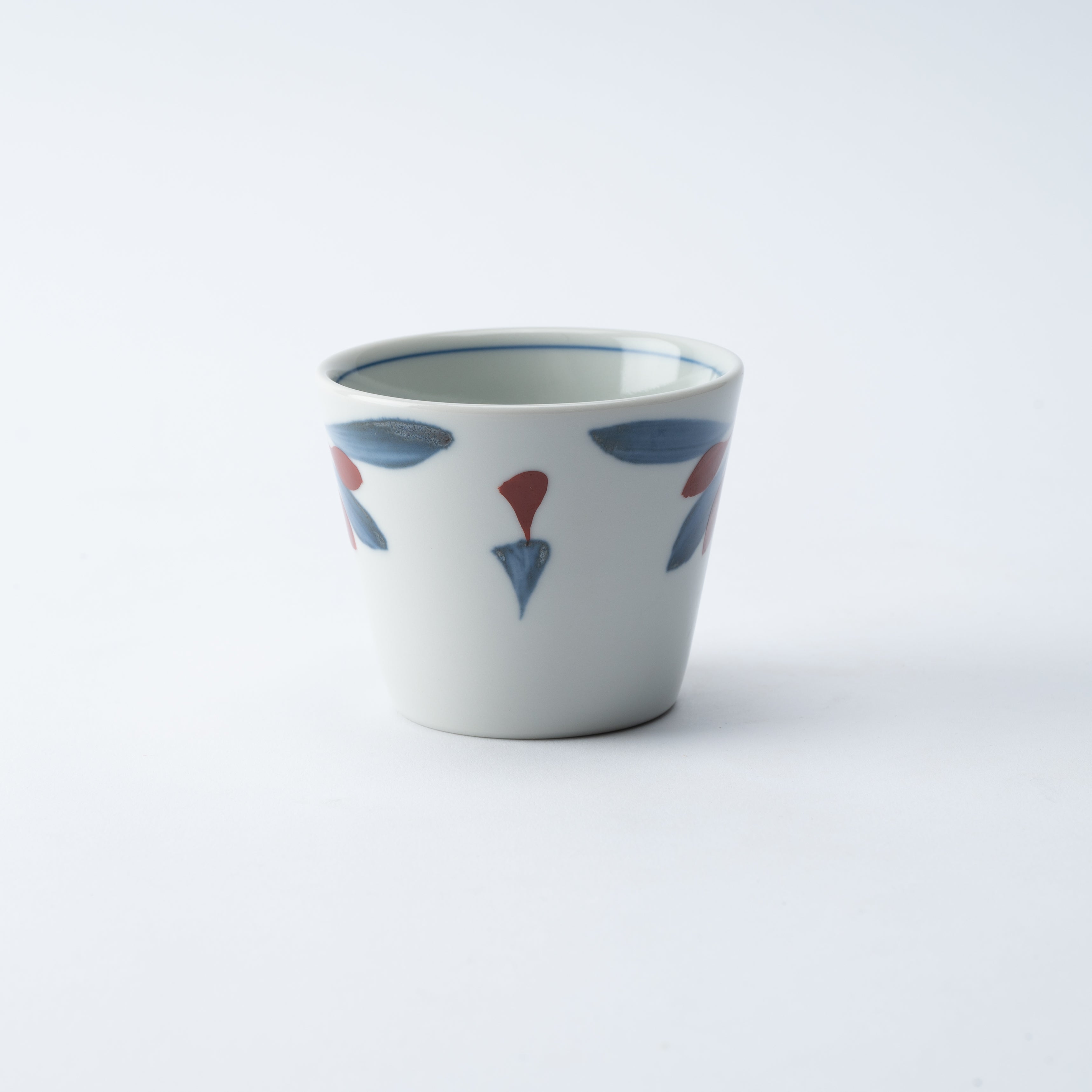 Blue and Red Chrysanthemum Soba Choko Cup