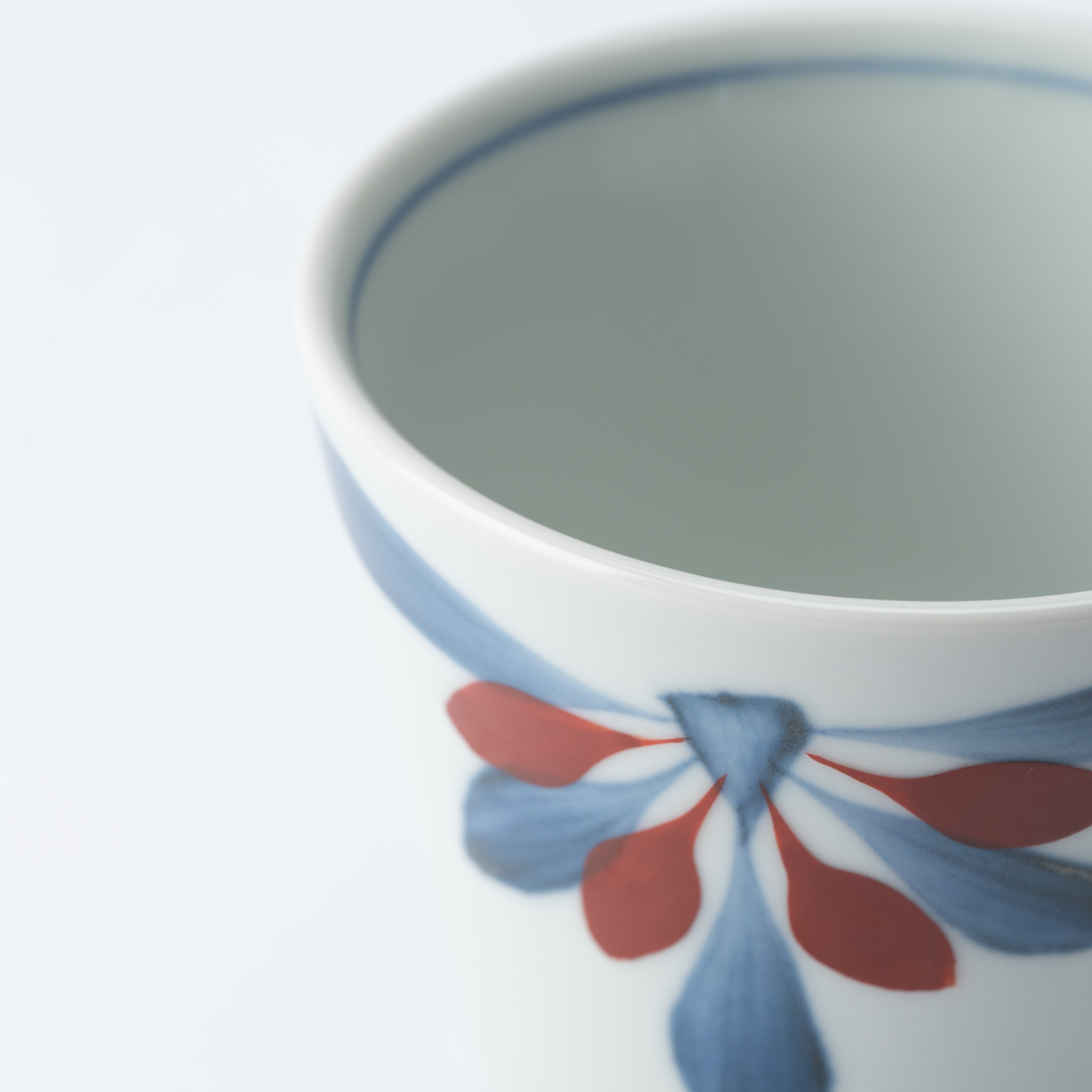 Blue and Red Chrysanthemum Soba Choko Cup