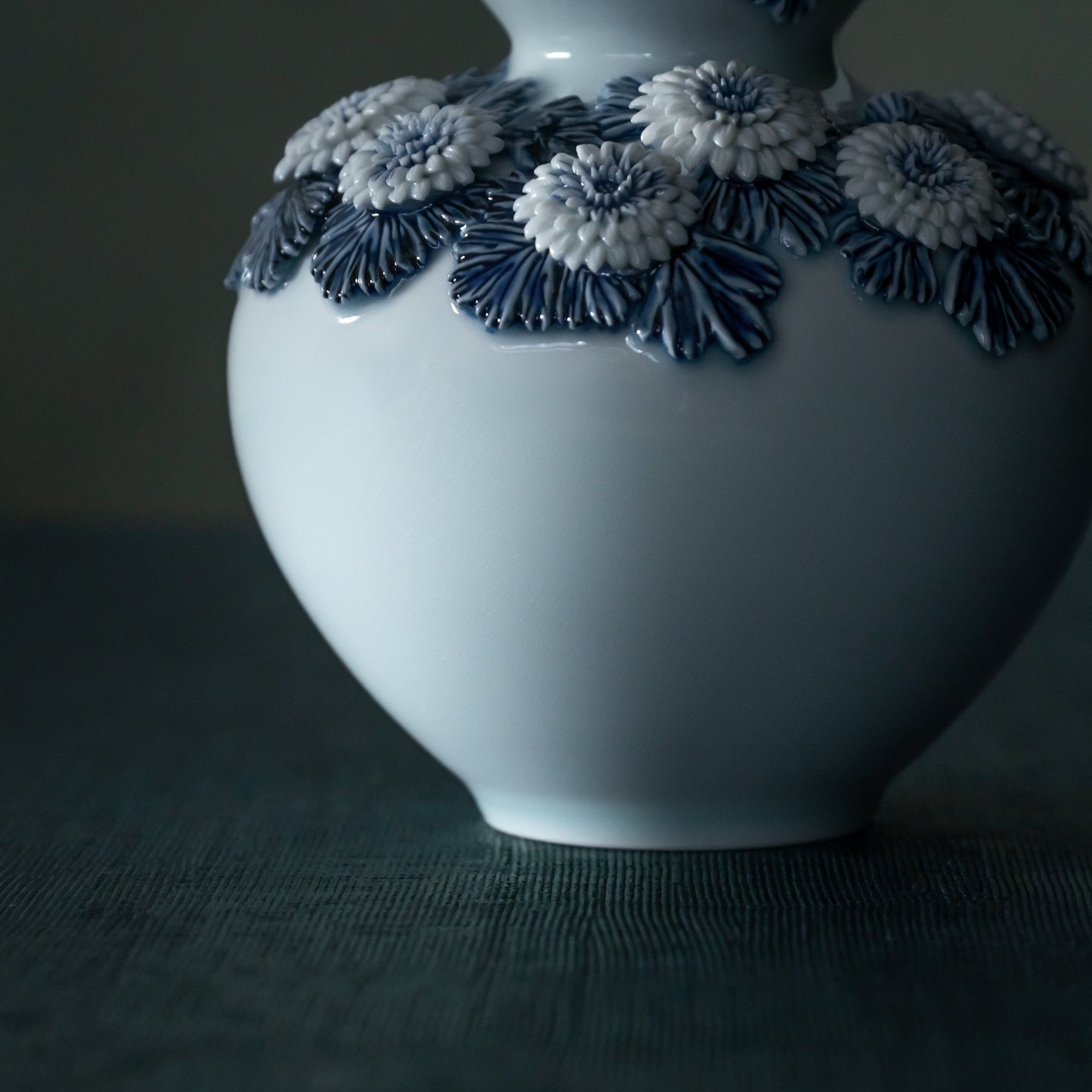 Diamant-Chrysanthemen-Sometsuke-Blumenvase