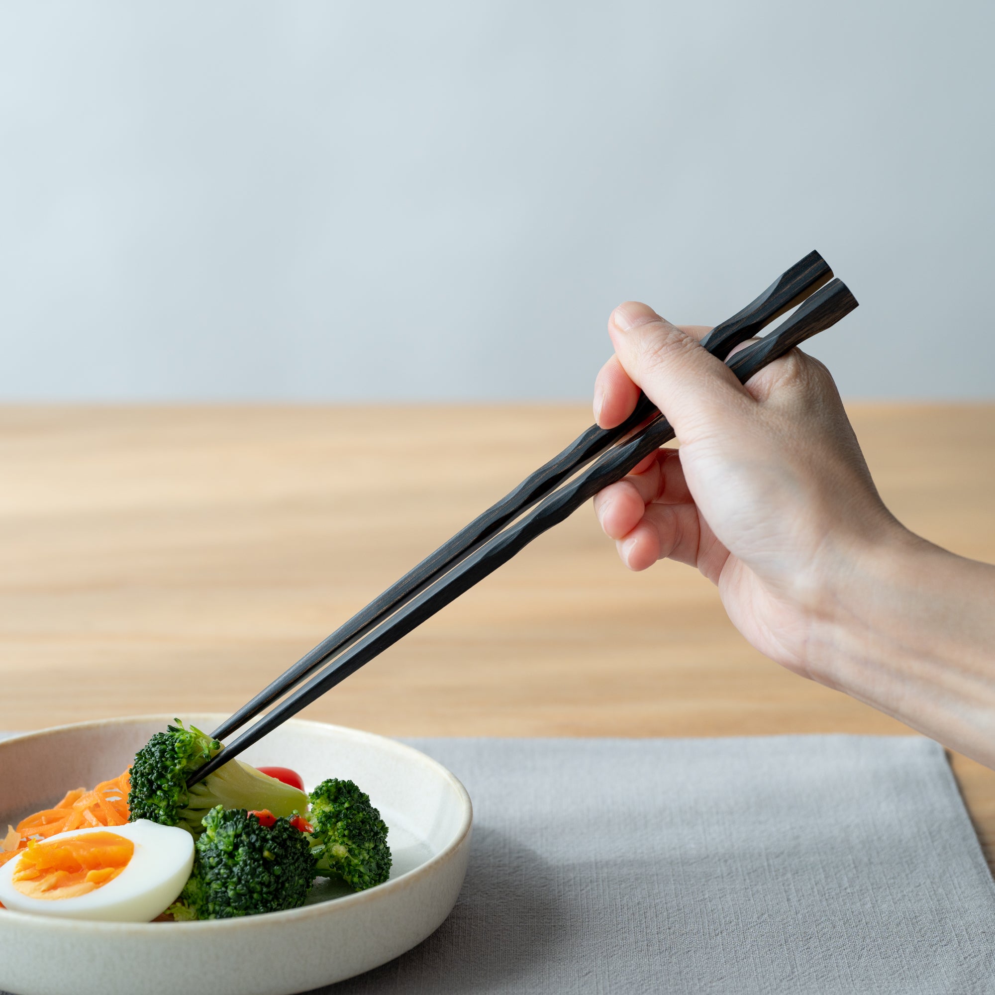 Wavy Grip Wood Grain Chopsticks
