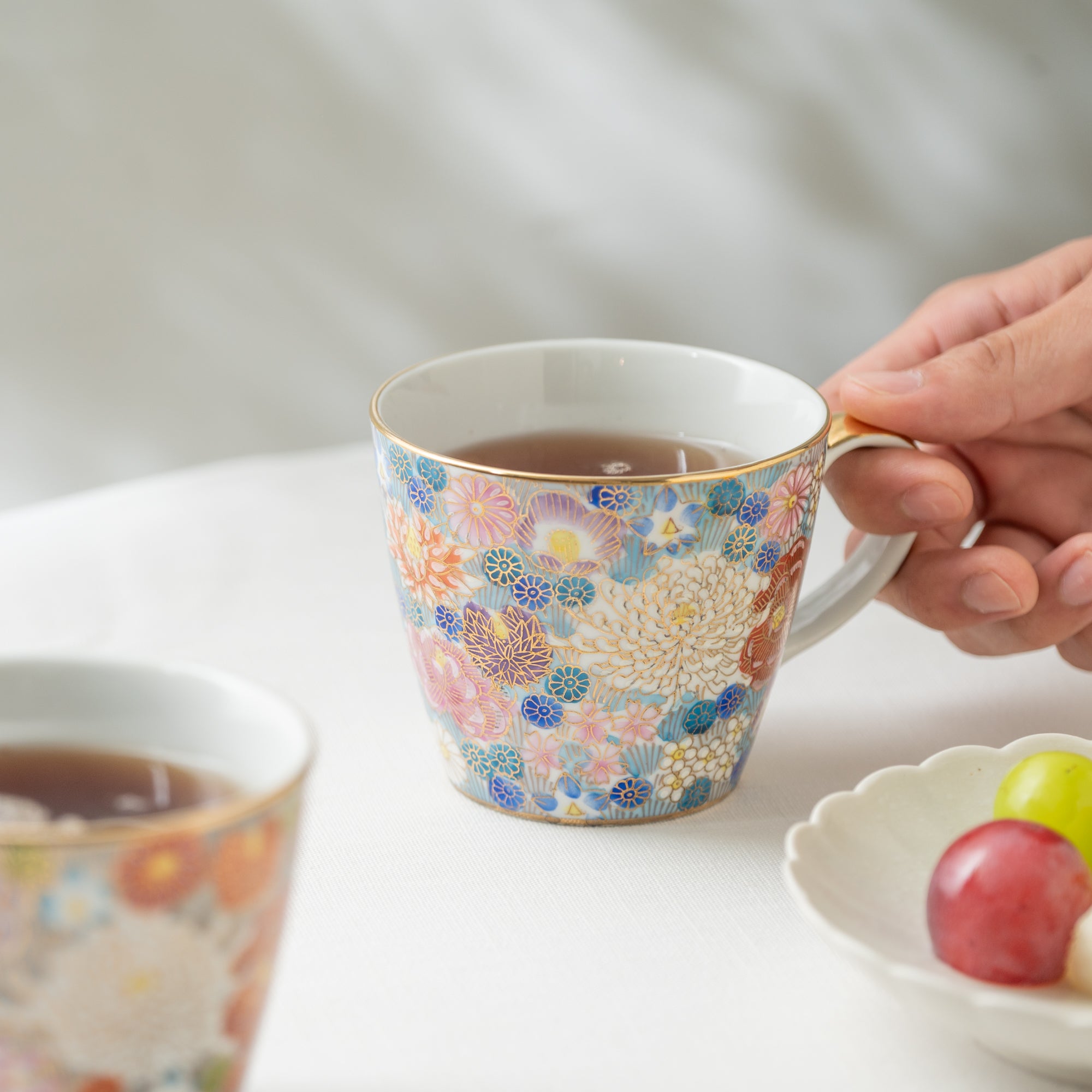 Hanazume Gold-Rimmed Floral Mug