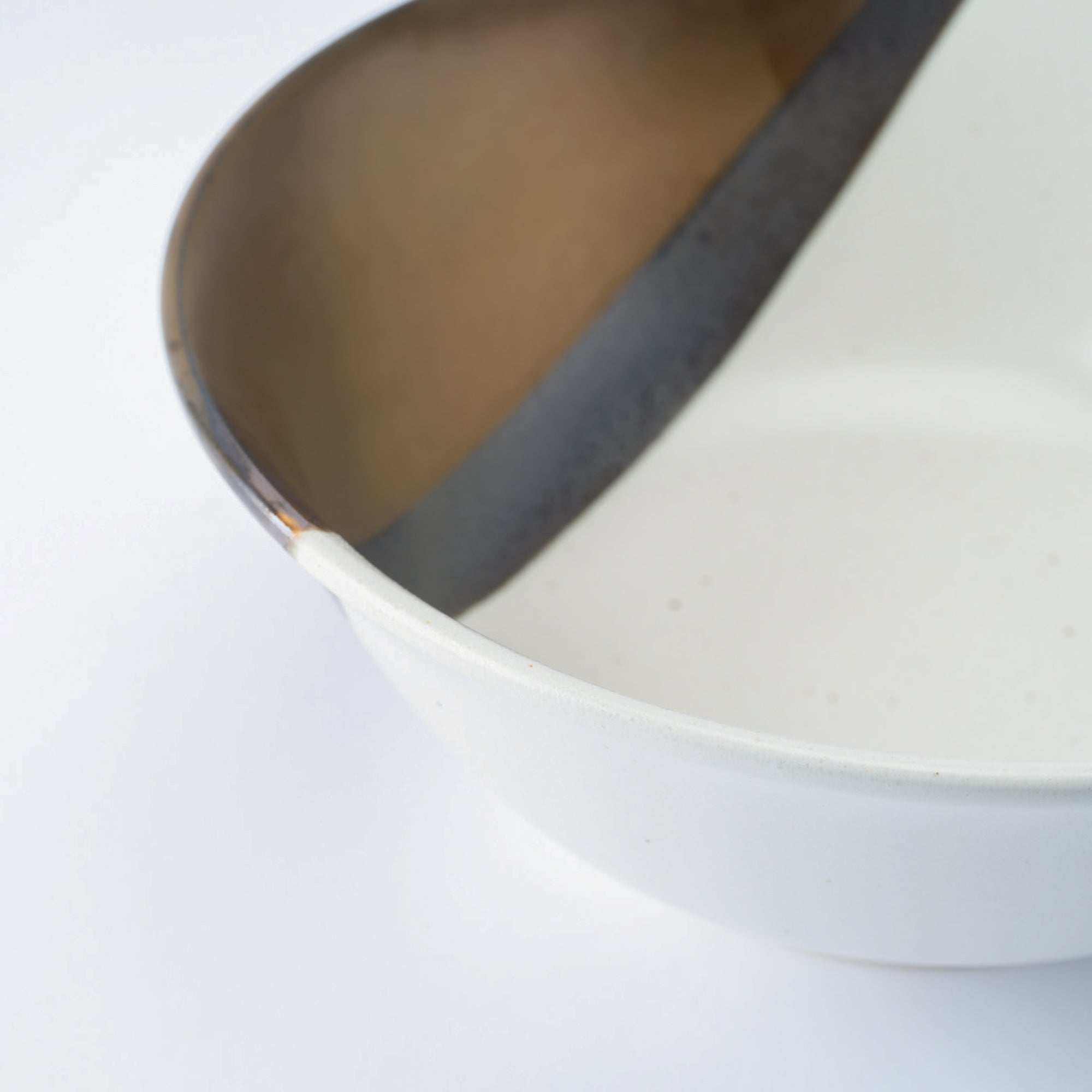 Bronze Luster with Matte Cream Ramen Bowl 8.9 IN