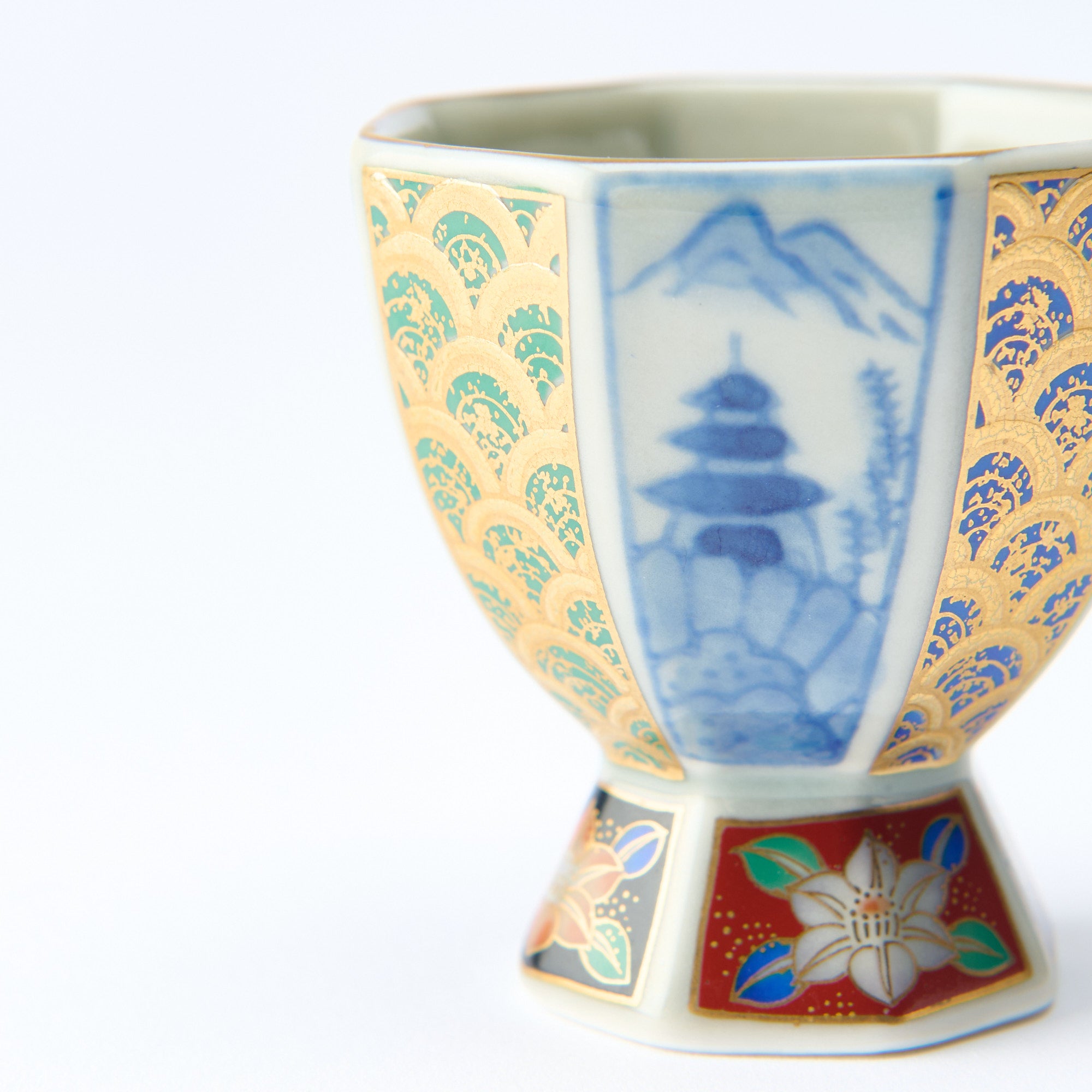 Antiguo juego de sake Imari Kinrande