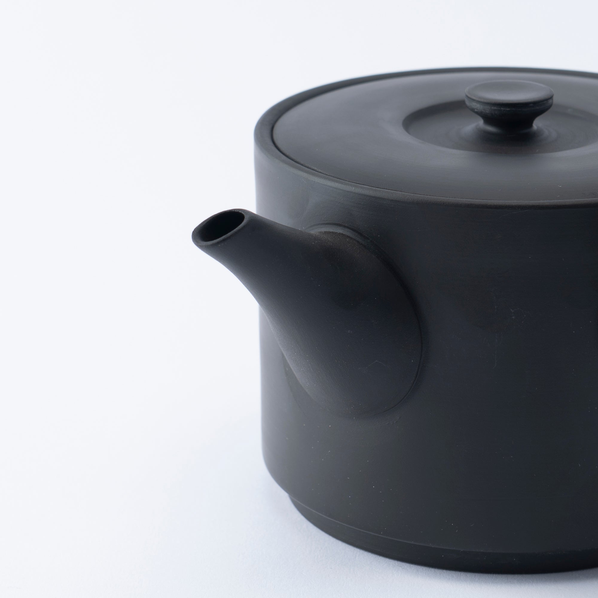 IROIRO Cylindrical Japanese Teapot 23.7 fl oz