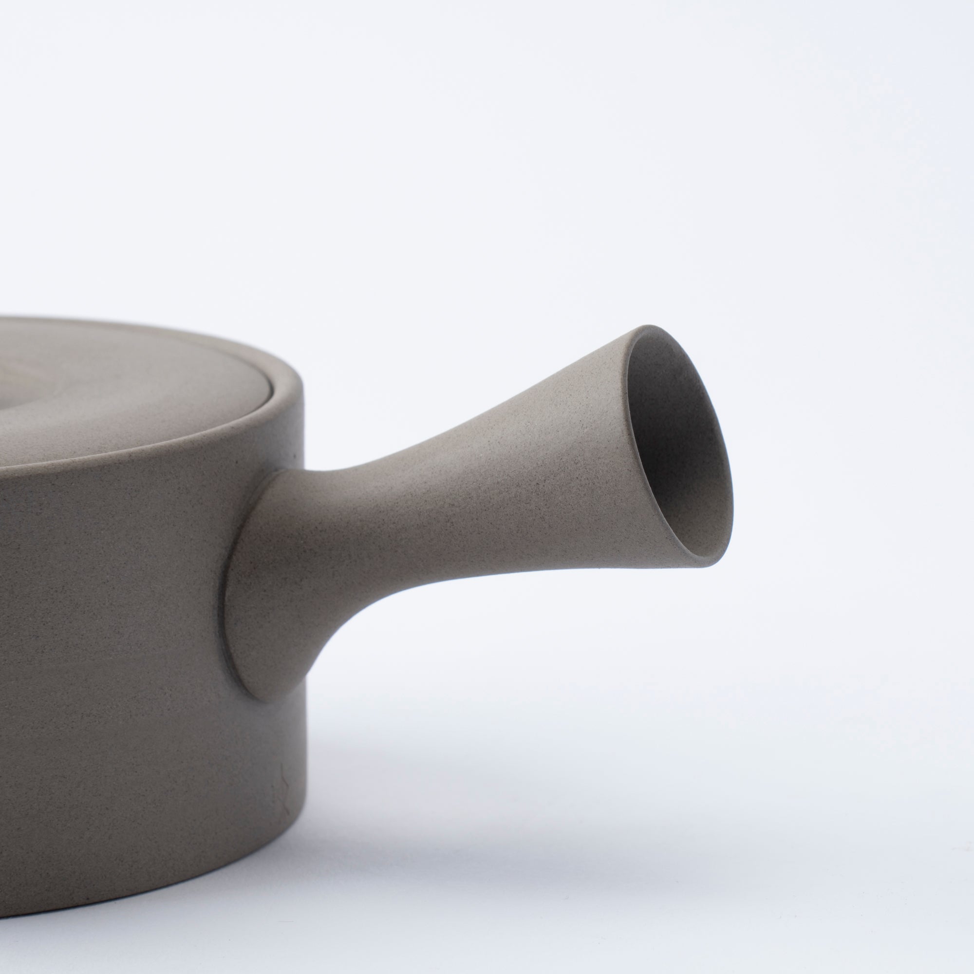 IROIRO Cylindrical Japanese Teapot 15.5 fl oz