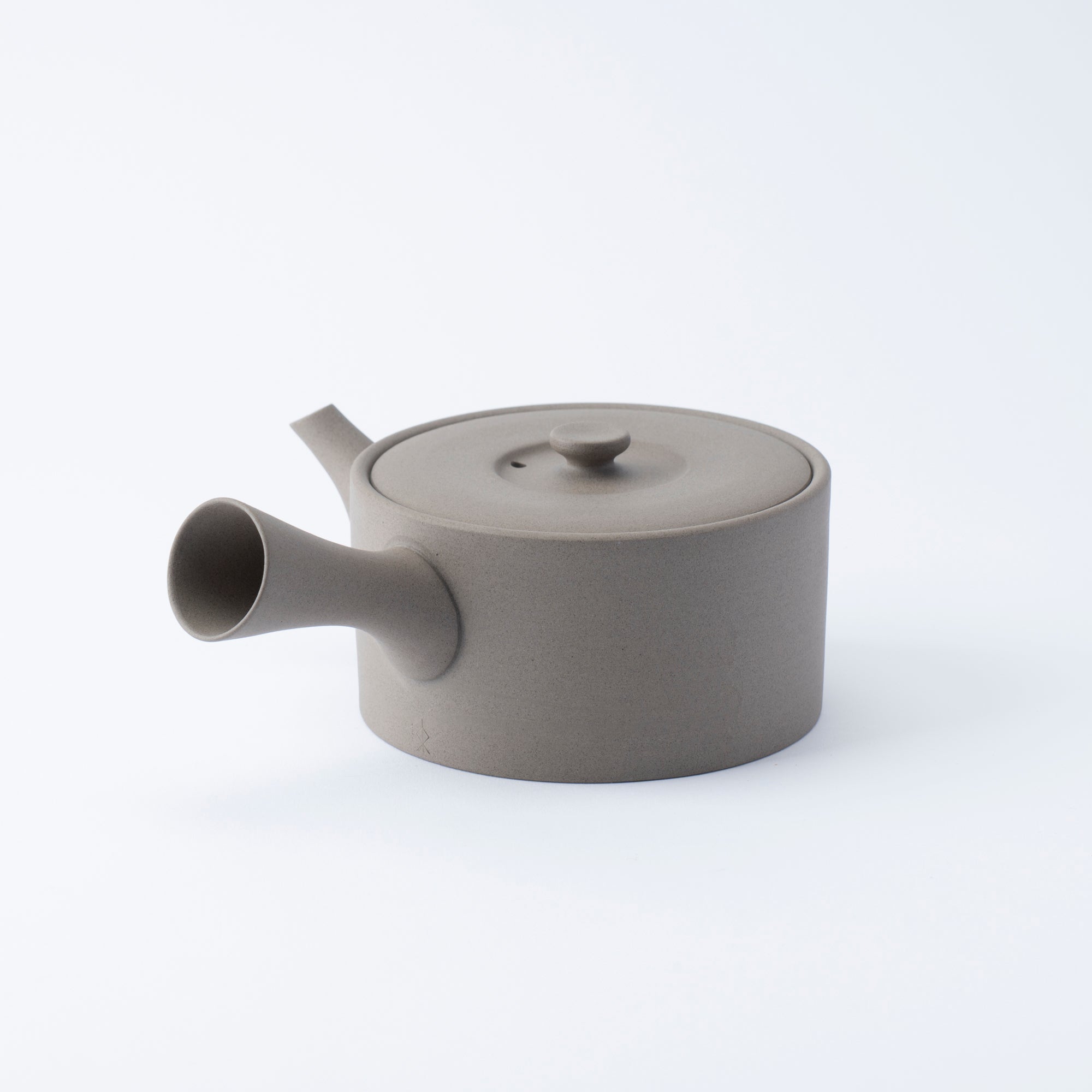 IROIRO Cylindrical Japanese Teapot 15.5 fl oz