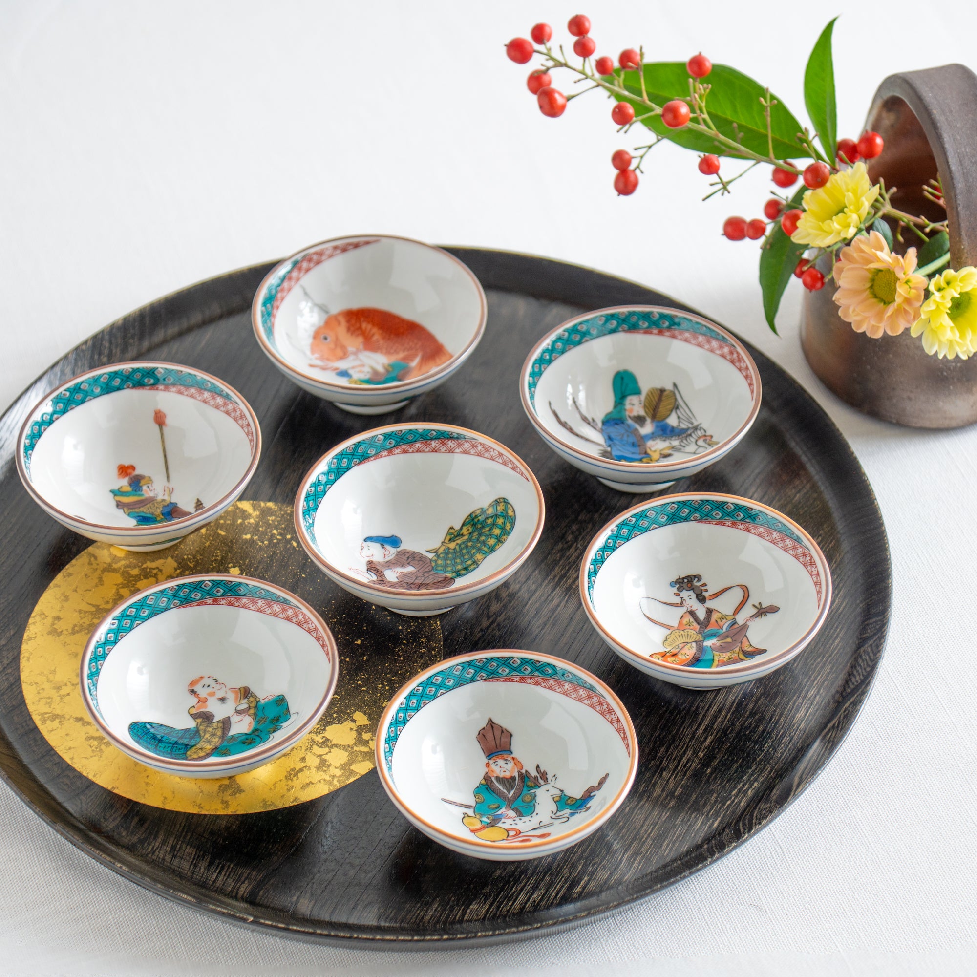 Juego de tazas de sake de los siete dioses de la suerte