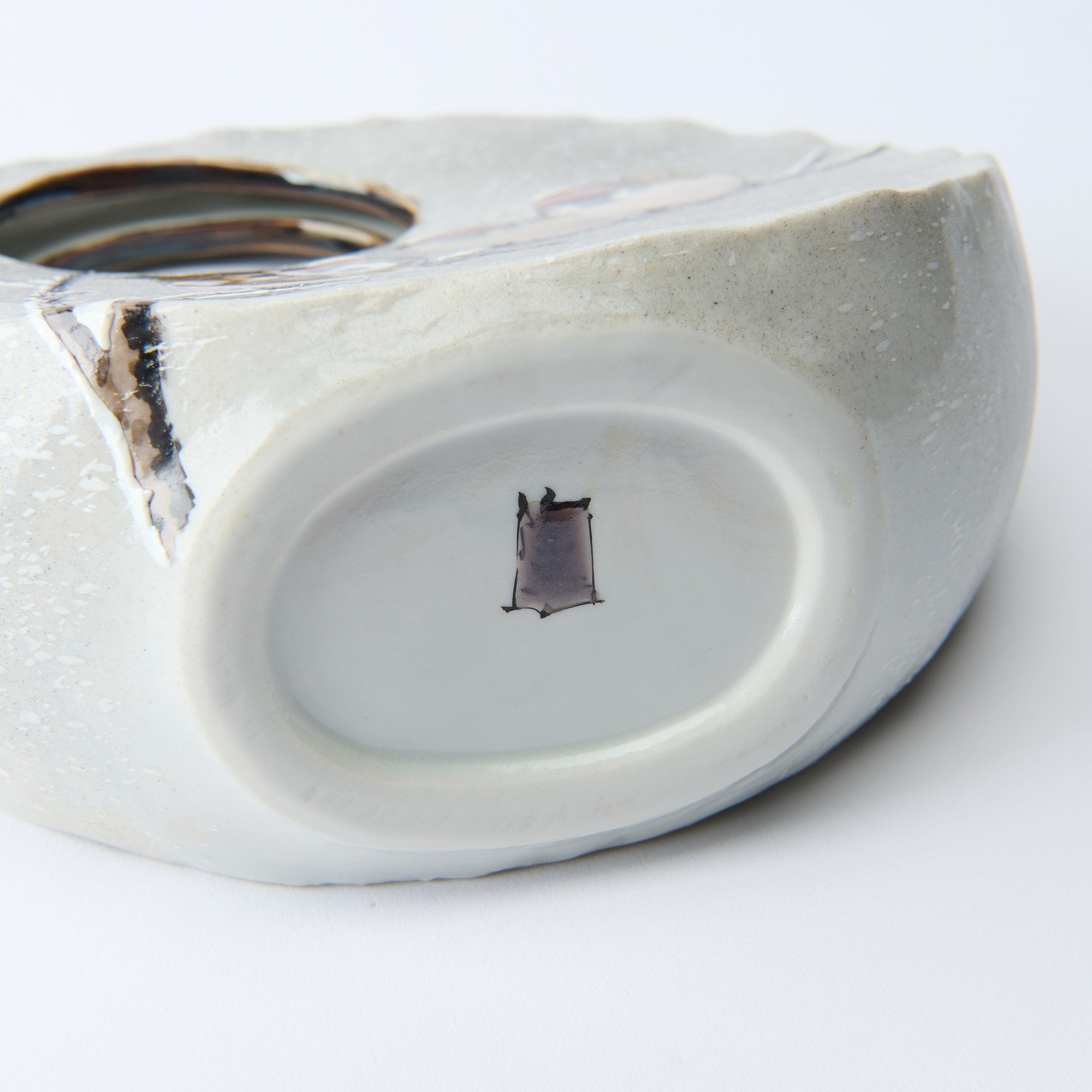 Snow and Sparrows Round-Window Japanese Flower Vase