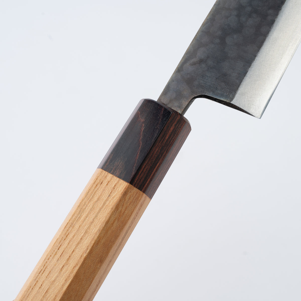Couteau Deba à double biseau