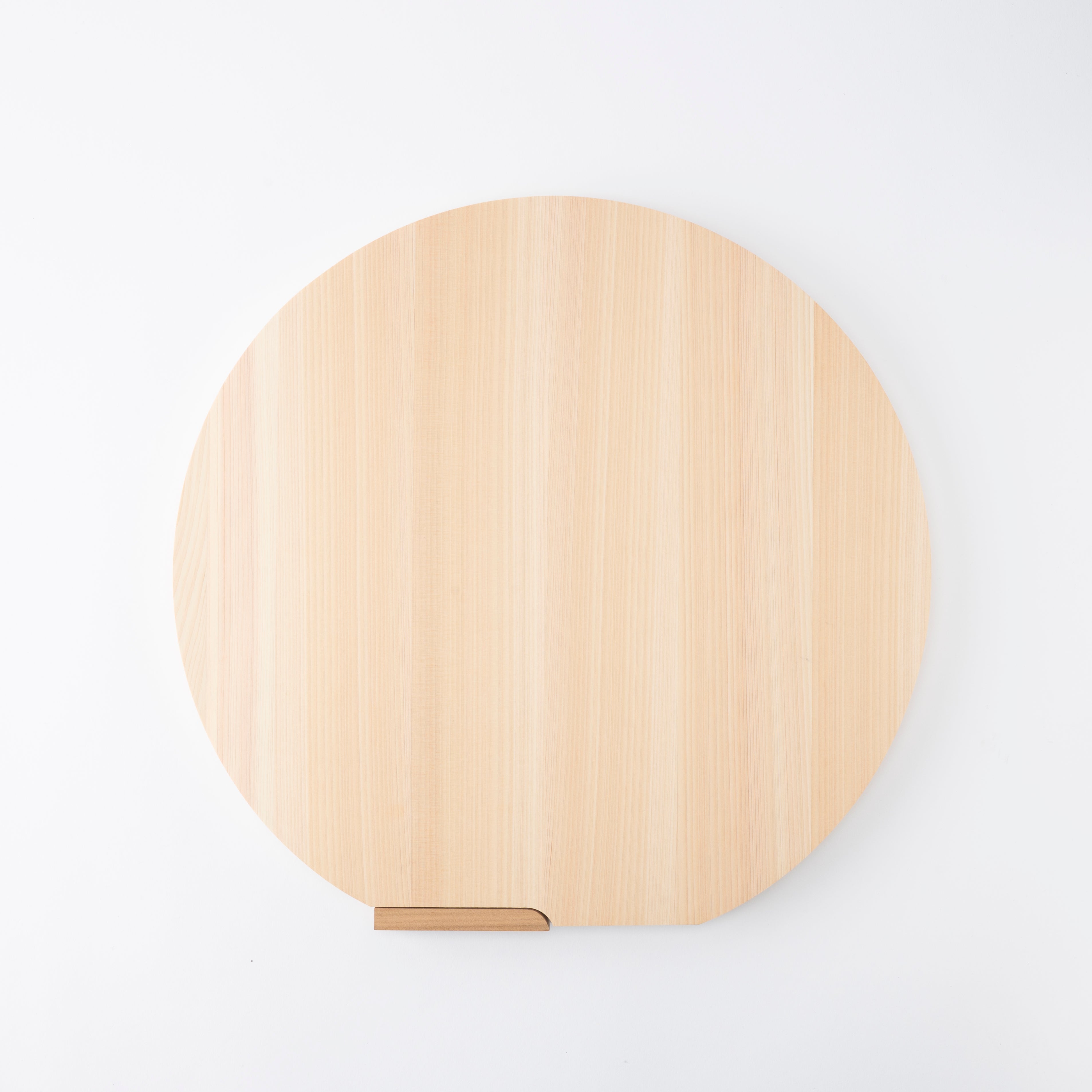 Tono Hinoki Round Cutting Board with Stand