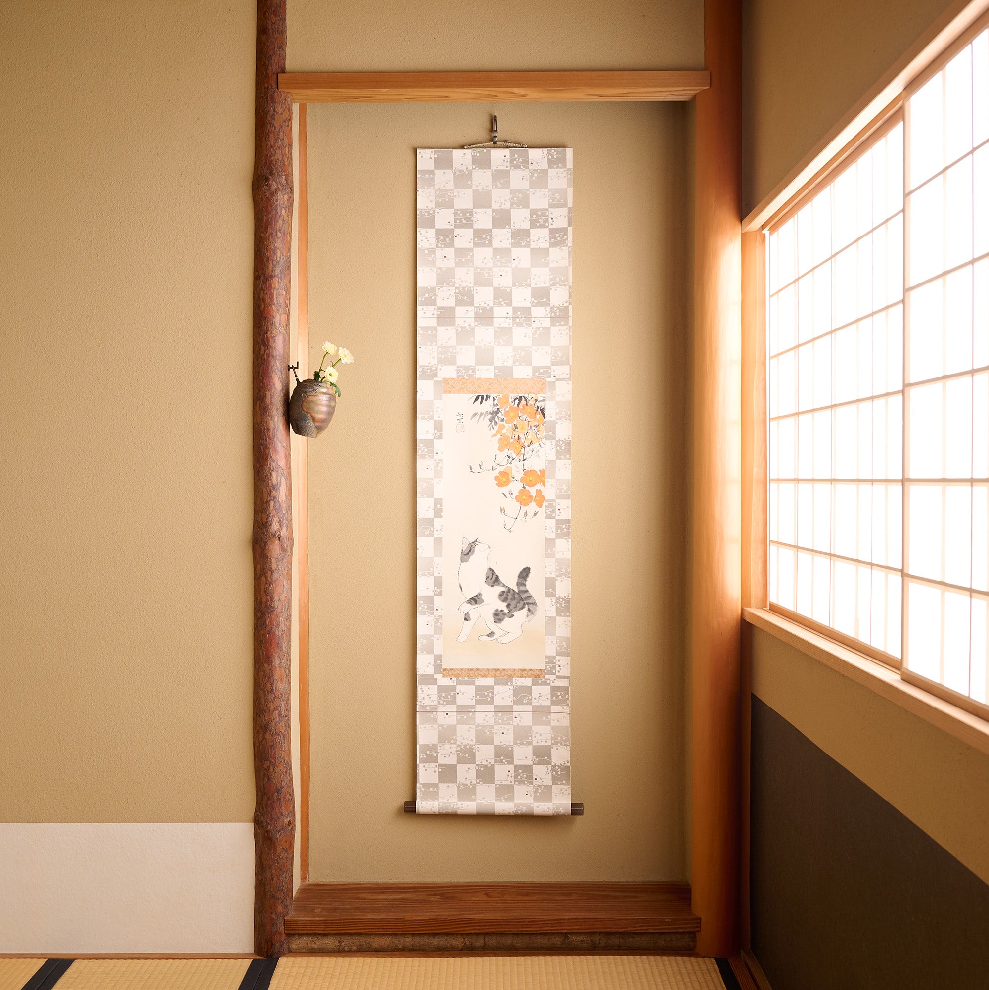 Cat and Trumpet Vine Kakejiku Hanging Scroll