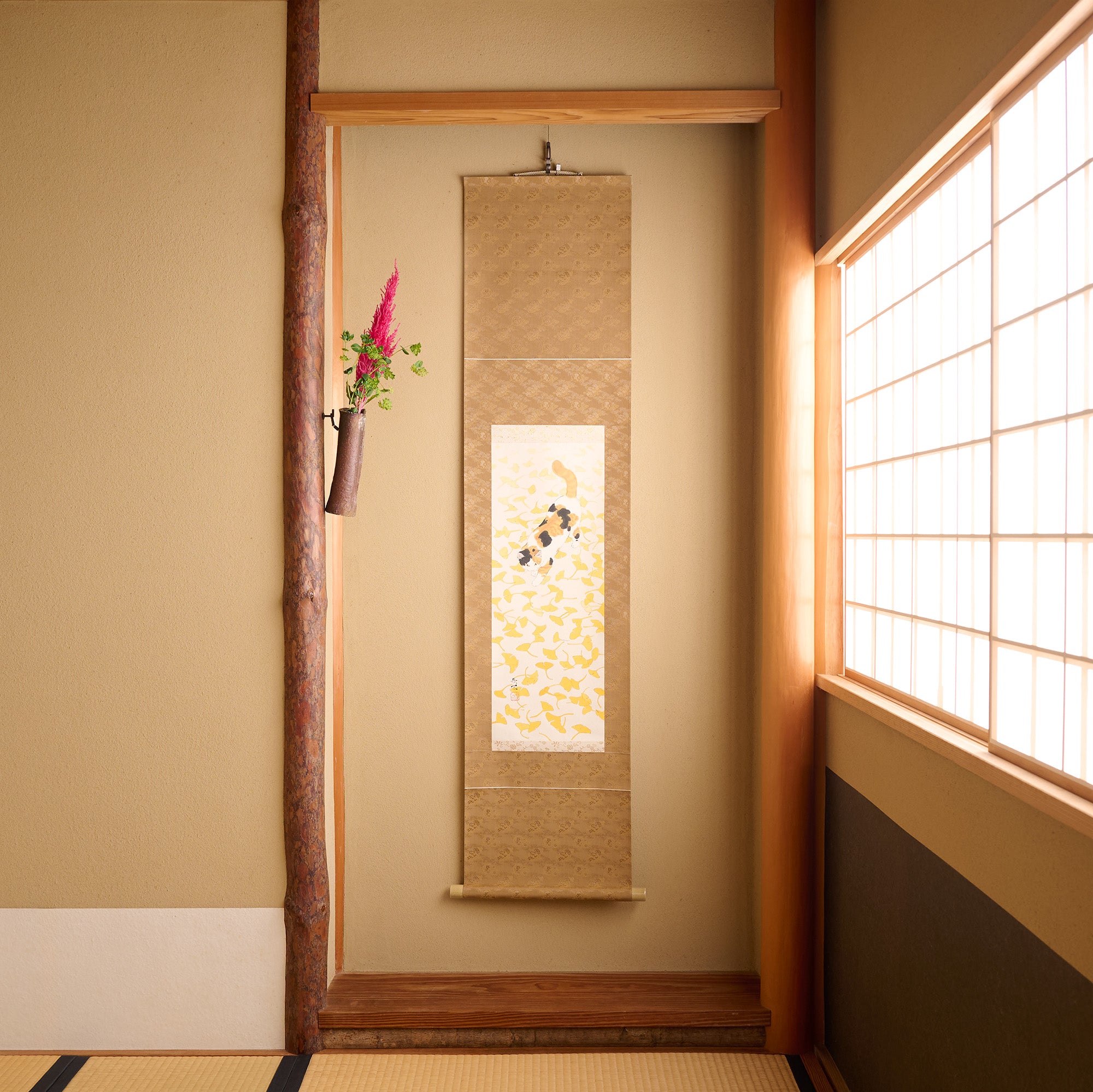 Cat and Ginkgo Leaves Kakejiku Hanging Scroll