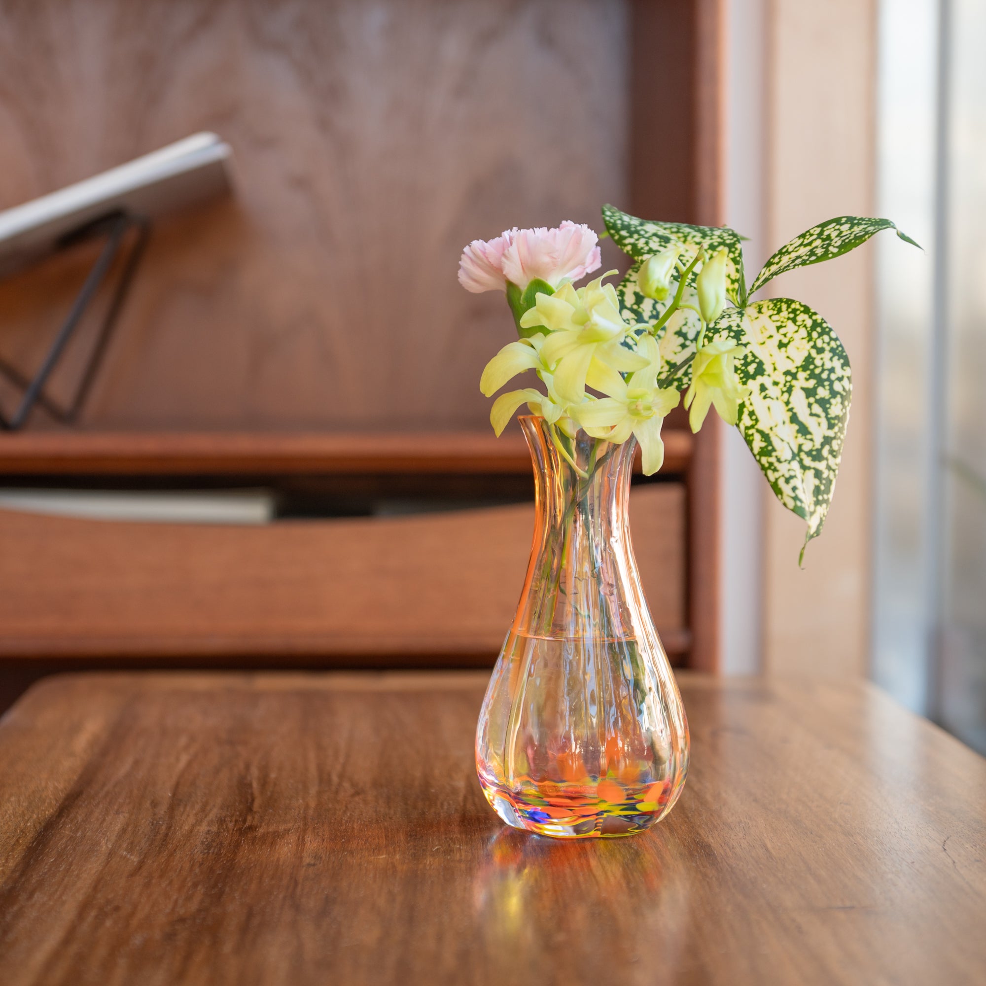Blooming Light Flower Vase