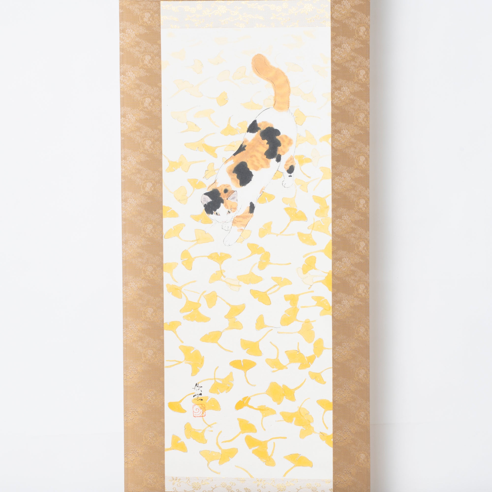 Cat and Ginkgo Leaves Kakejiku Hanging Scroll