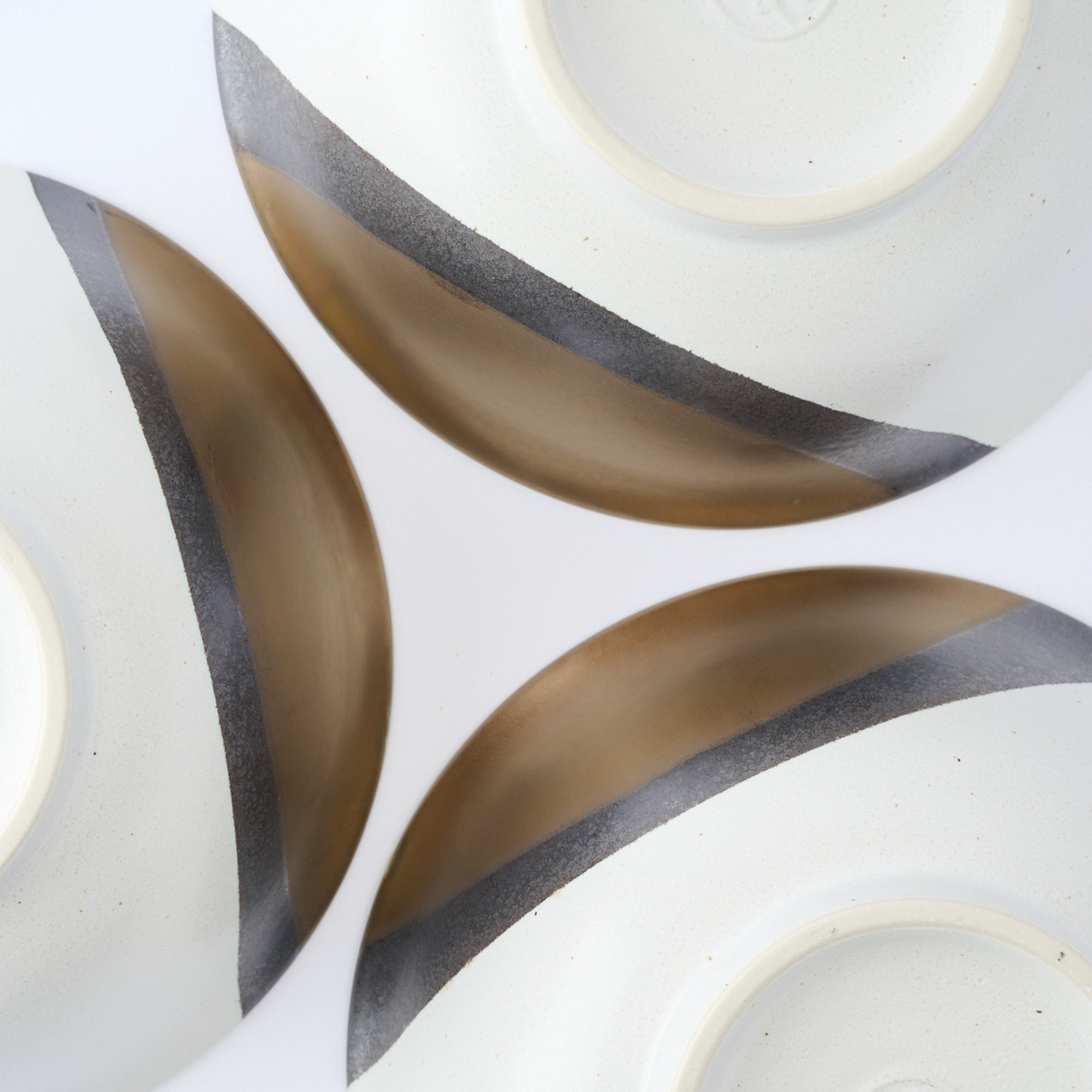 Bronze Luster with Matte Cream Ramen Bowl 8.9 IN