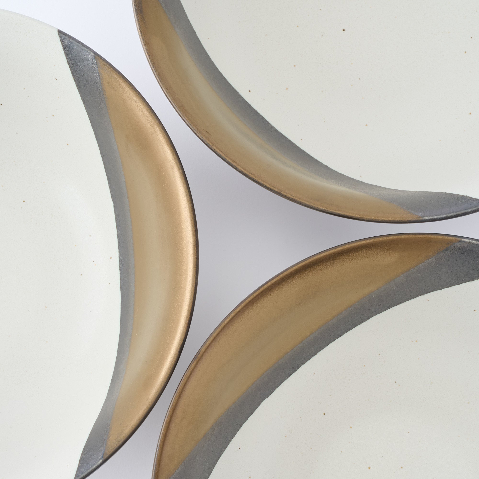 Bronze Luster with Matte Cream Ramen Bowl 8.9 IN