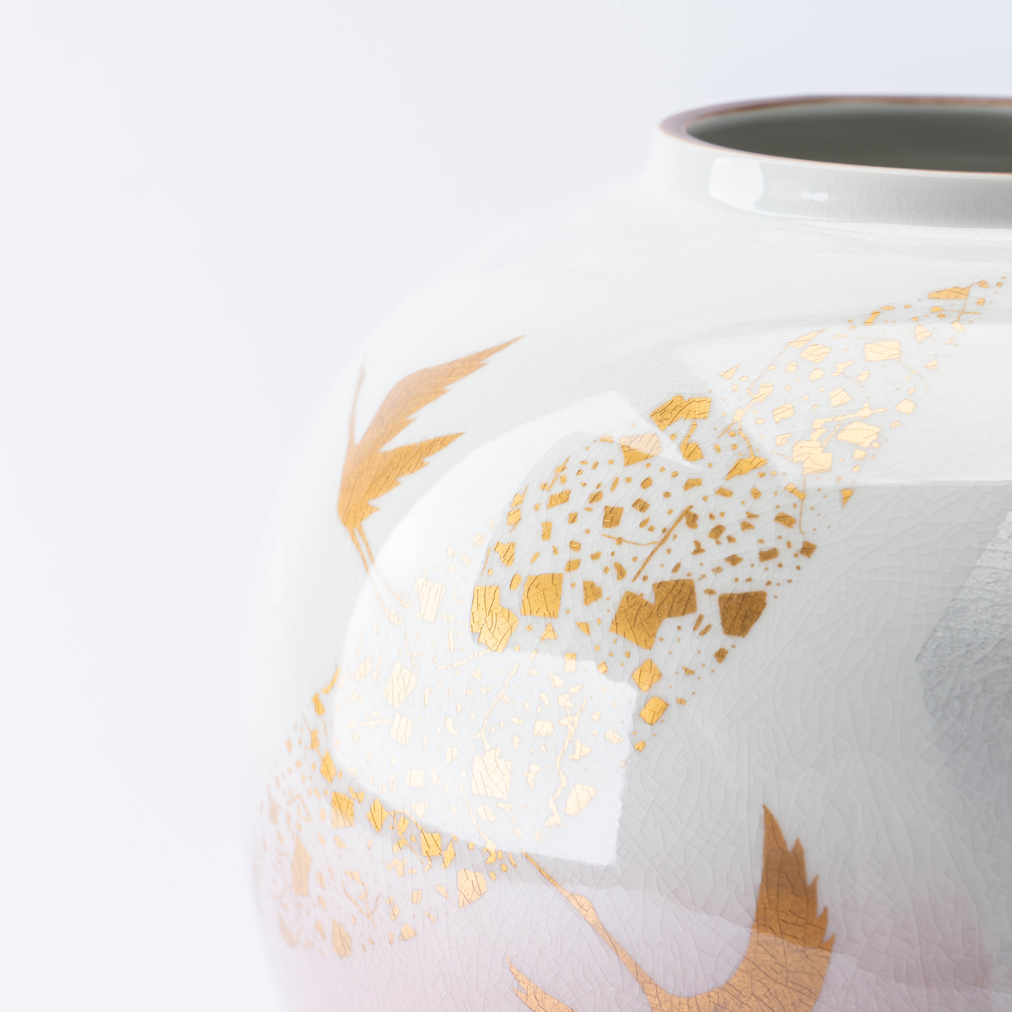 Ginsai Crane Round Japanese Flower Vase 8.1 IN