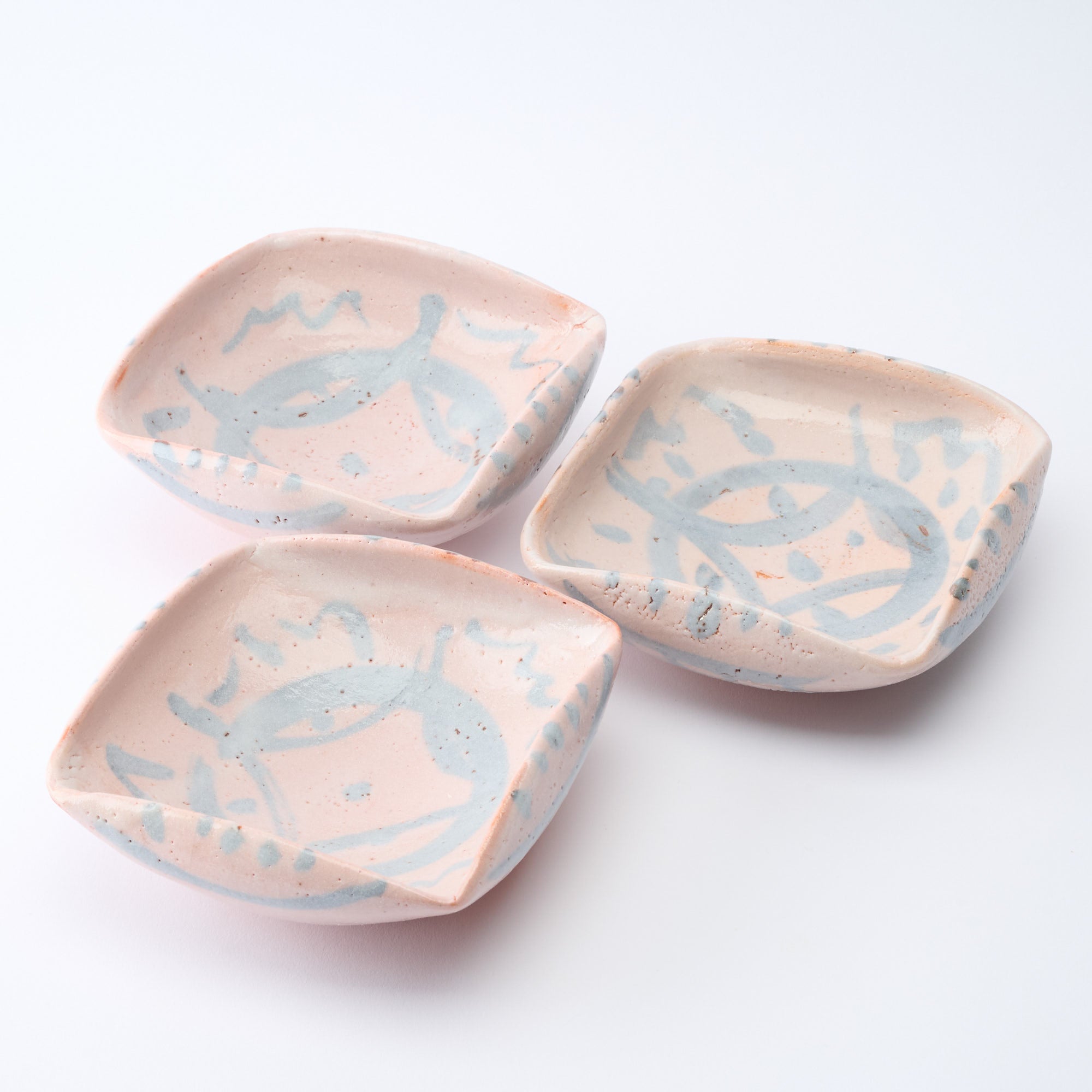 Patterned Shino Blush Square Medium Bowl