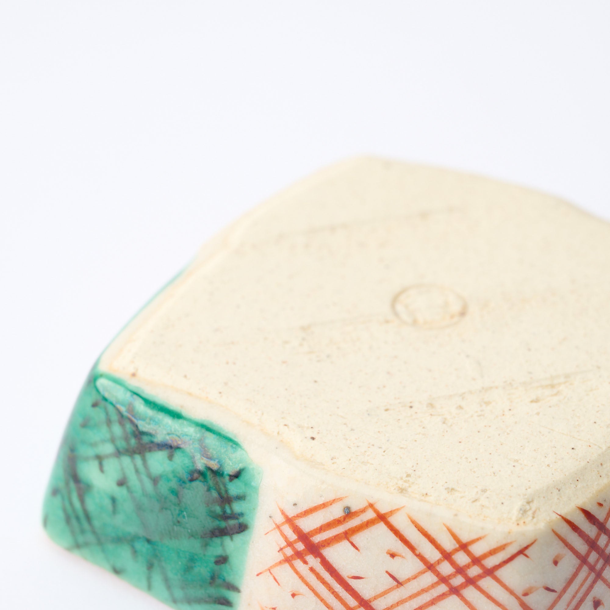 Akae Diamond Pattern Sauce Plate