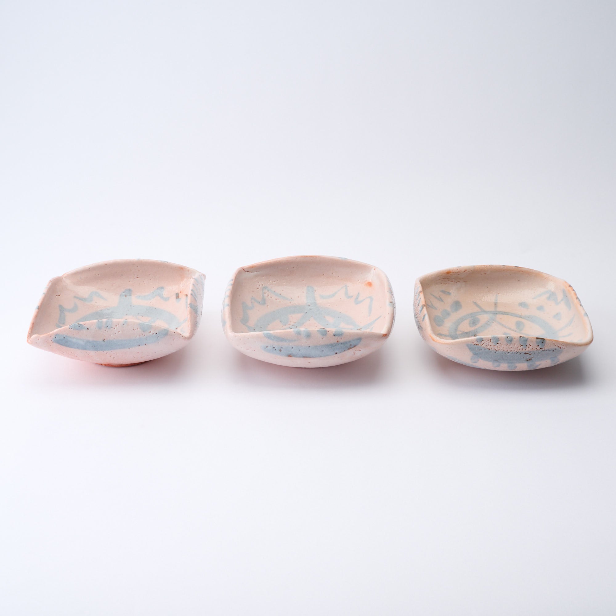 Patterned Shino Blush Square Medium Bowl