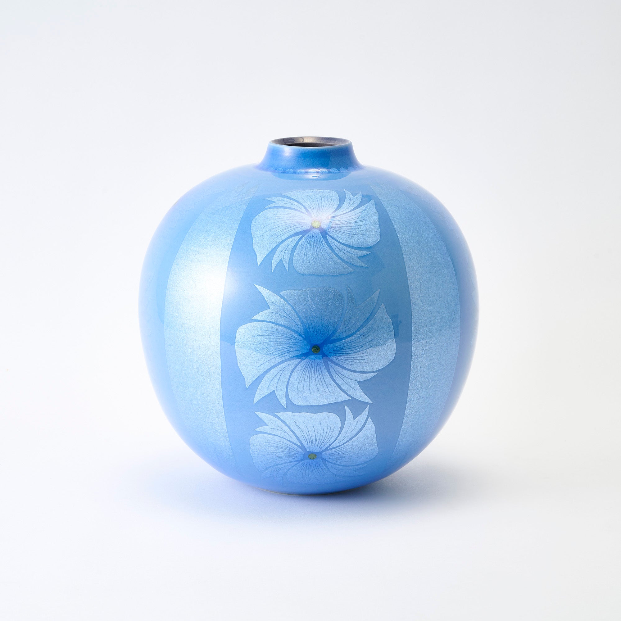 Yuri-Ginsai Pale Azure Flower Pattern Vase