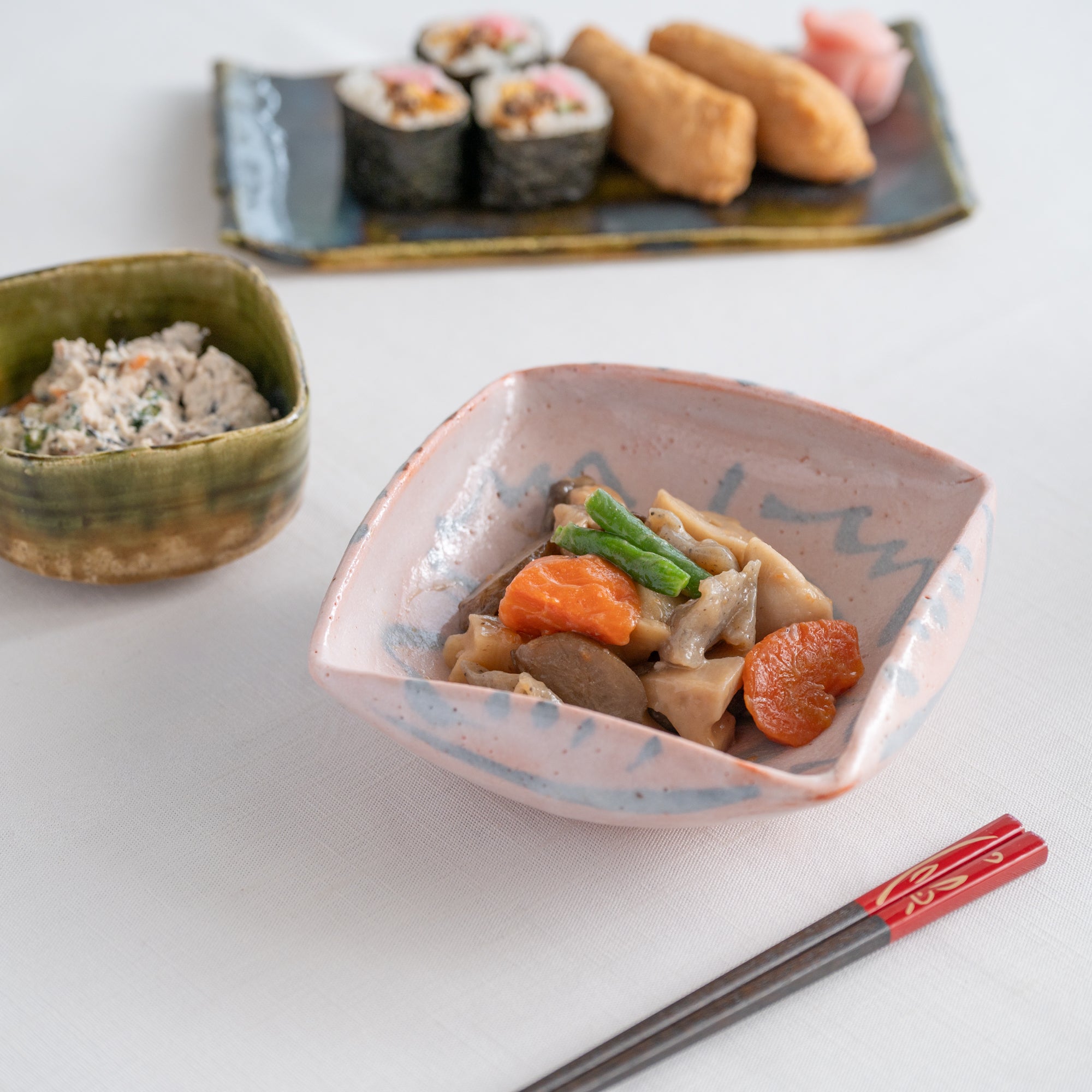 Patterned Shino Blush Square Medium Bowl