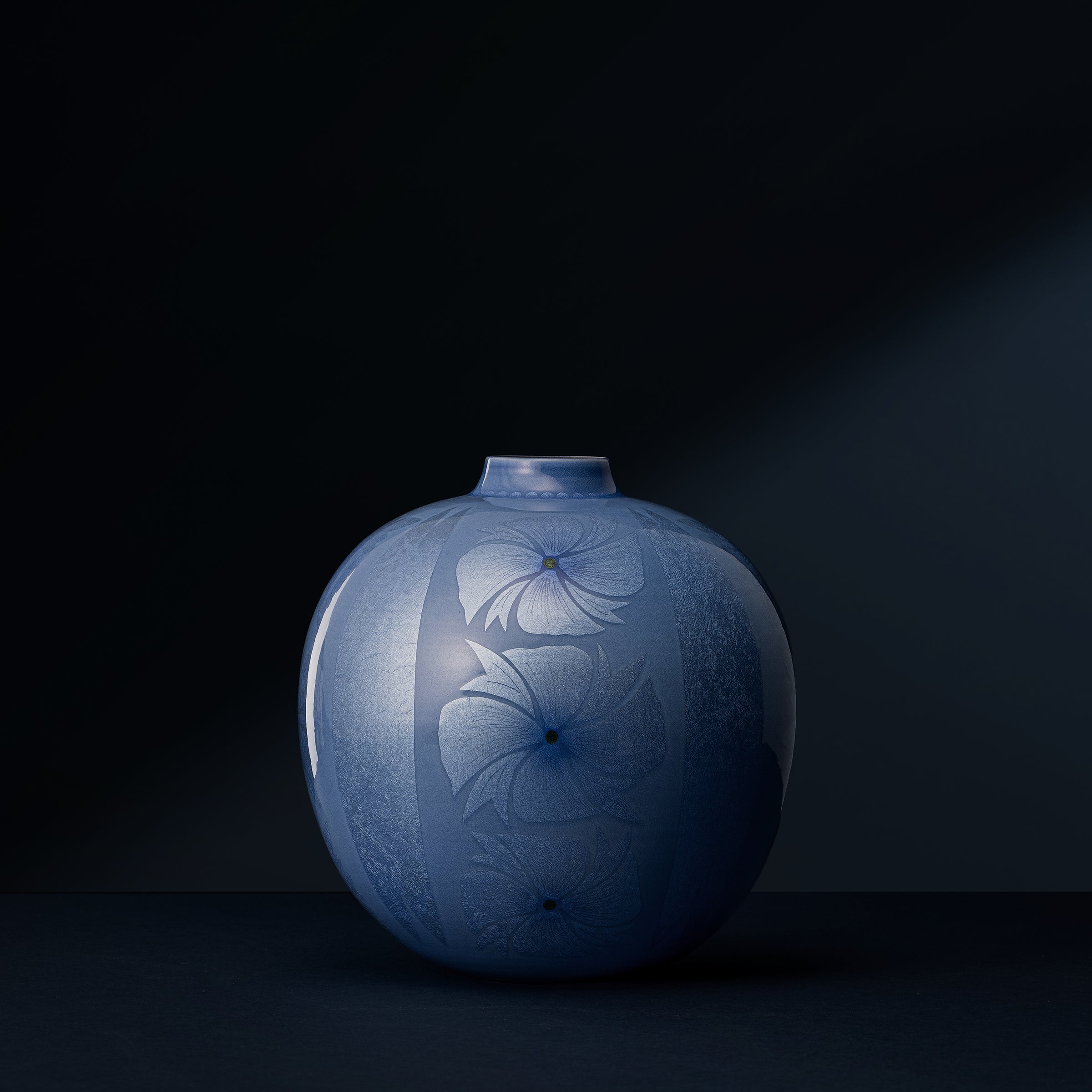 Yuri-Ginsai Pale Azure Flower Pattern Vase