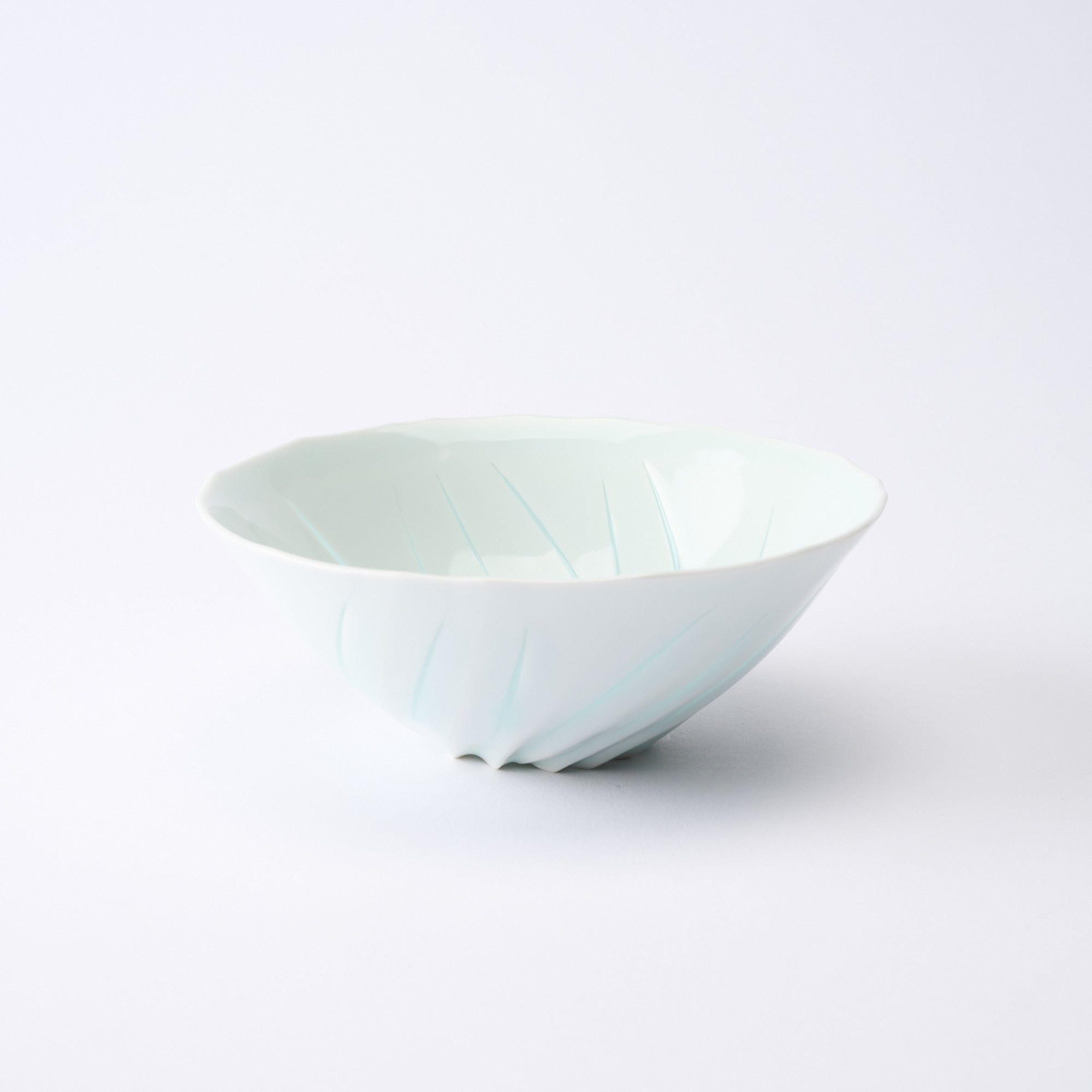 Clad in Light Faceted Matcha Bowl