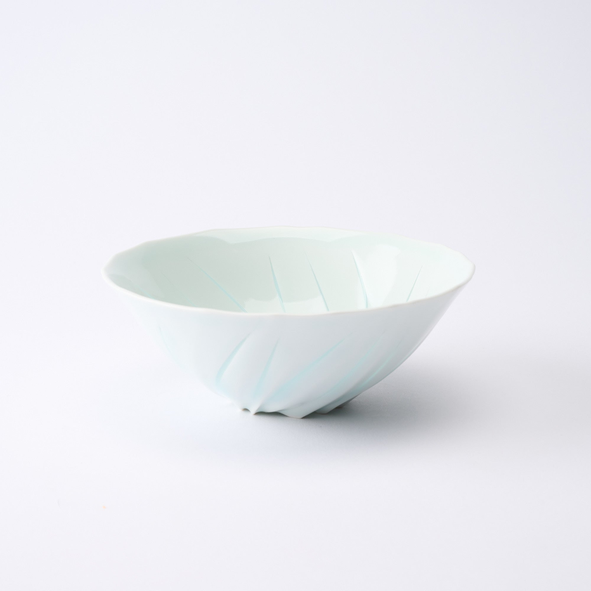 Clad in Light Faceted Matcha Bowl