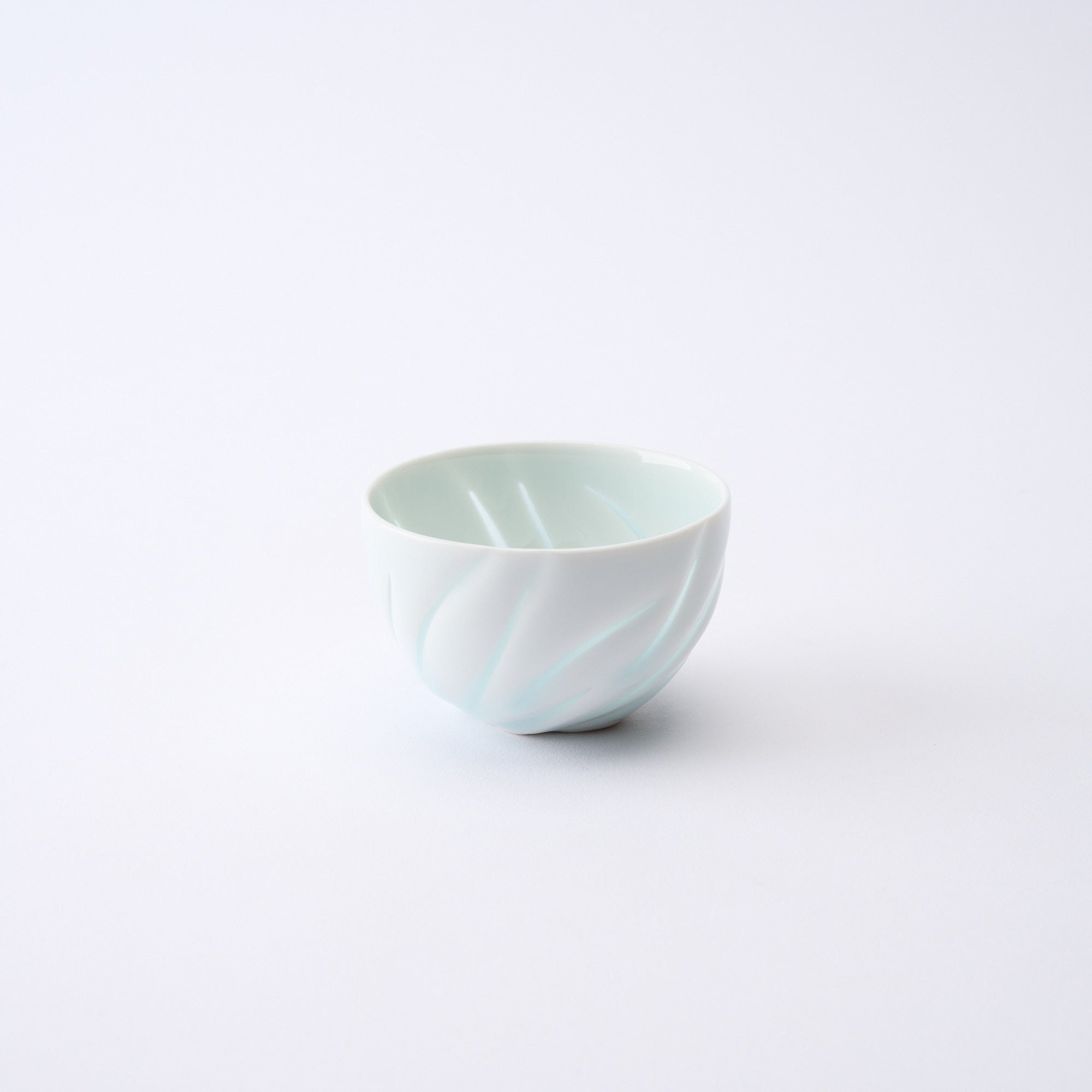 Soft Light Guinomi Sake Cup