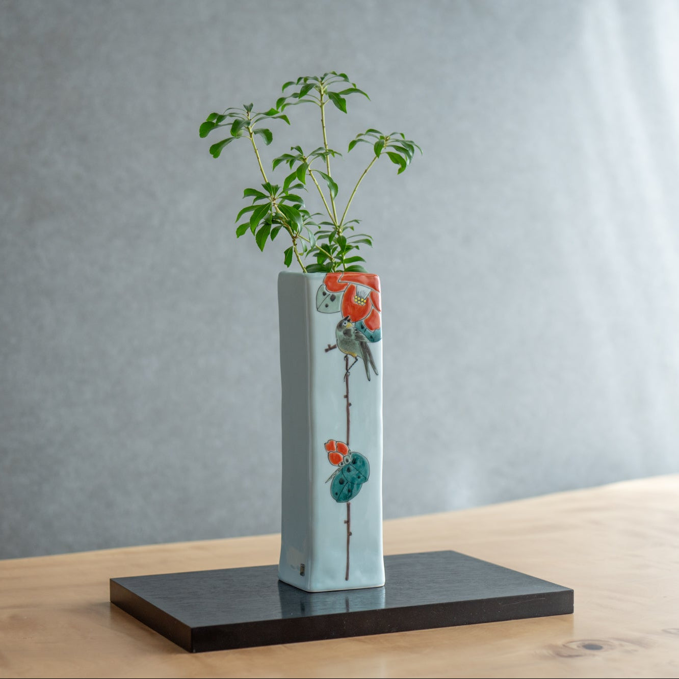 Camellia Japanese Flower Vase