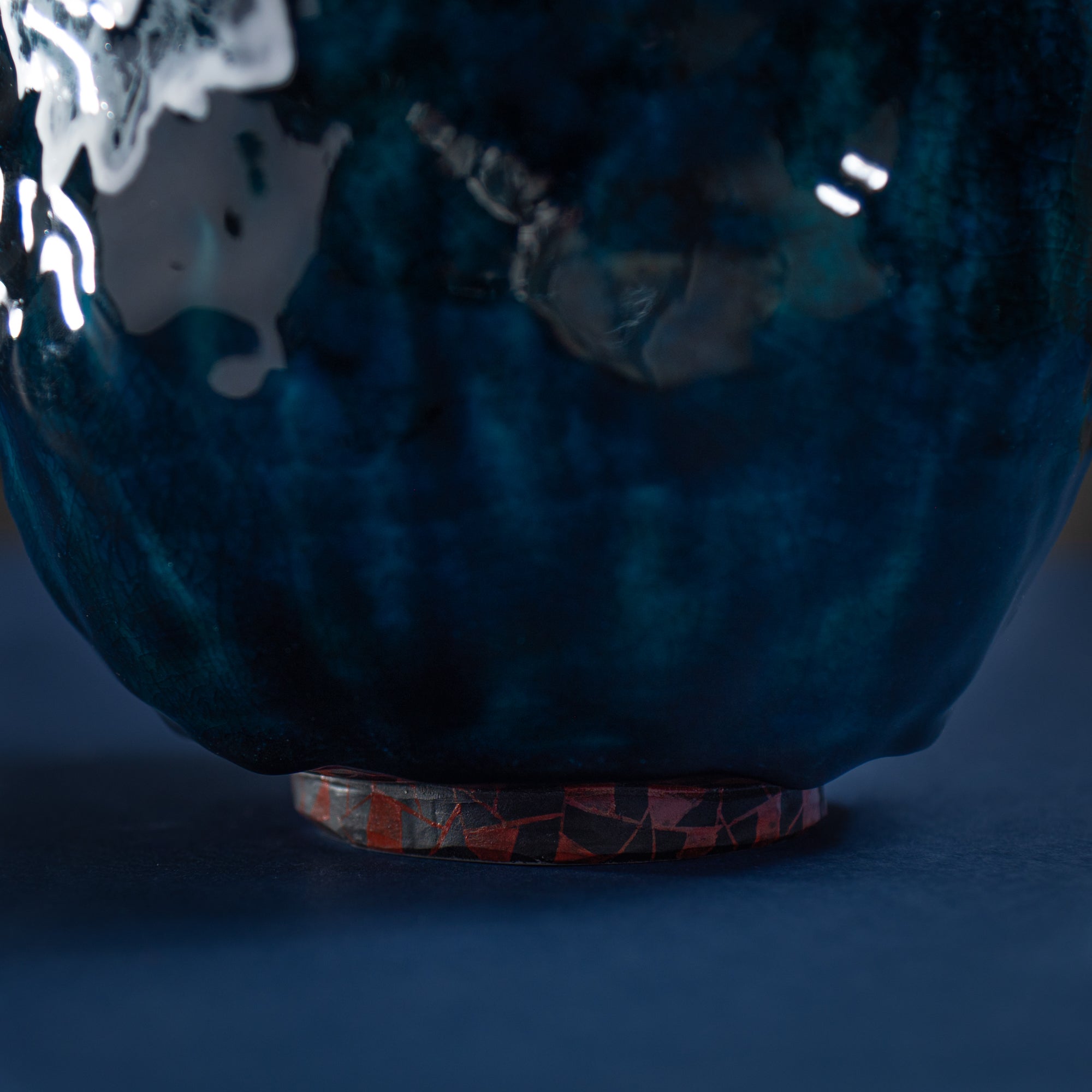 Sazameku Cascade Tall Japanese Flower Vase