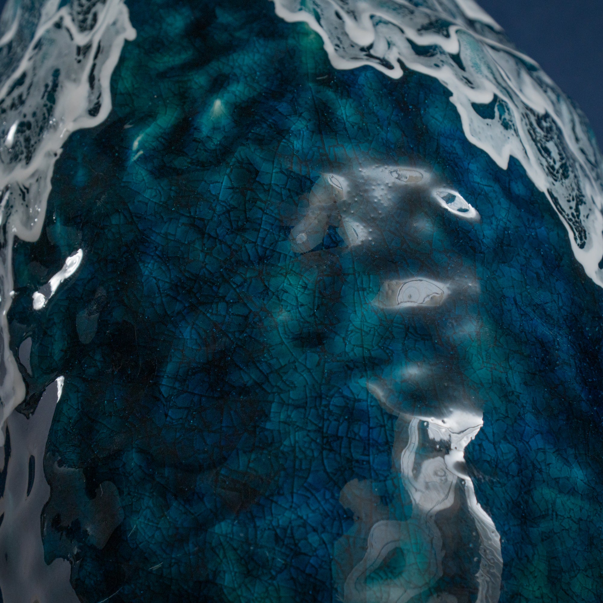 Sazameku Cascade Tall Japanese Flower Vase