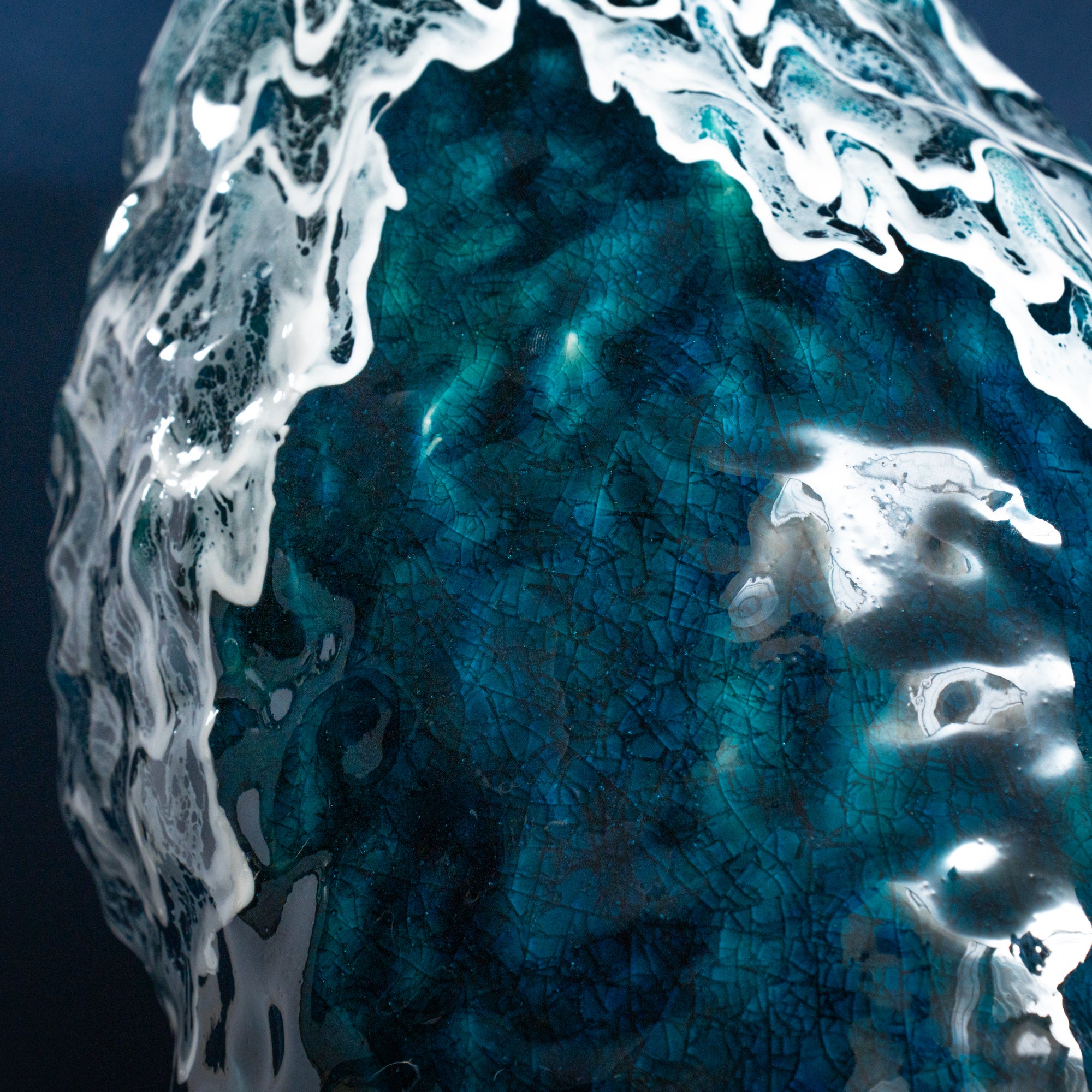 Sazameku Cascade Tall Japanese Flower Vase