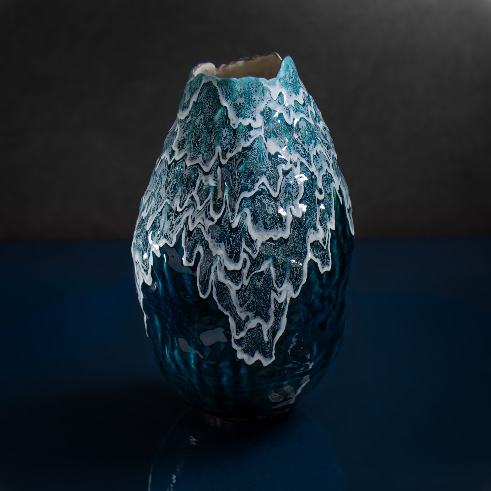 Sazameku Cascade Tall Japanese Flower Vase