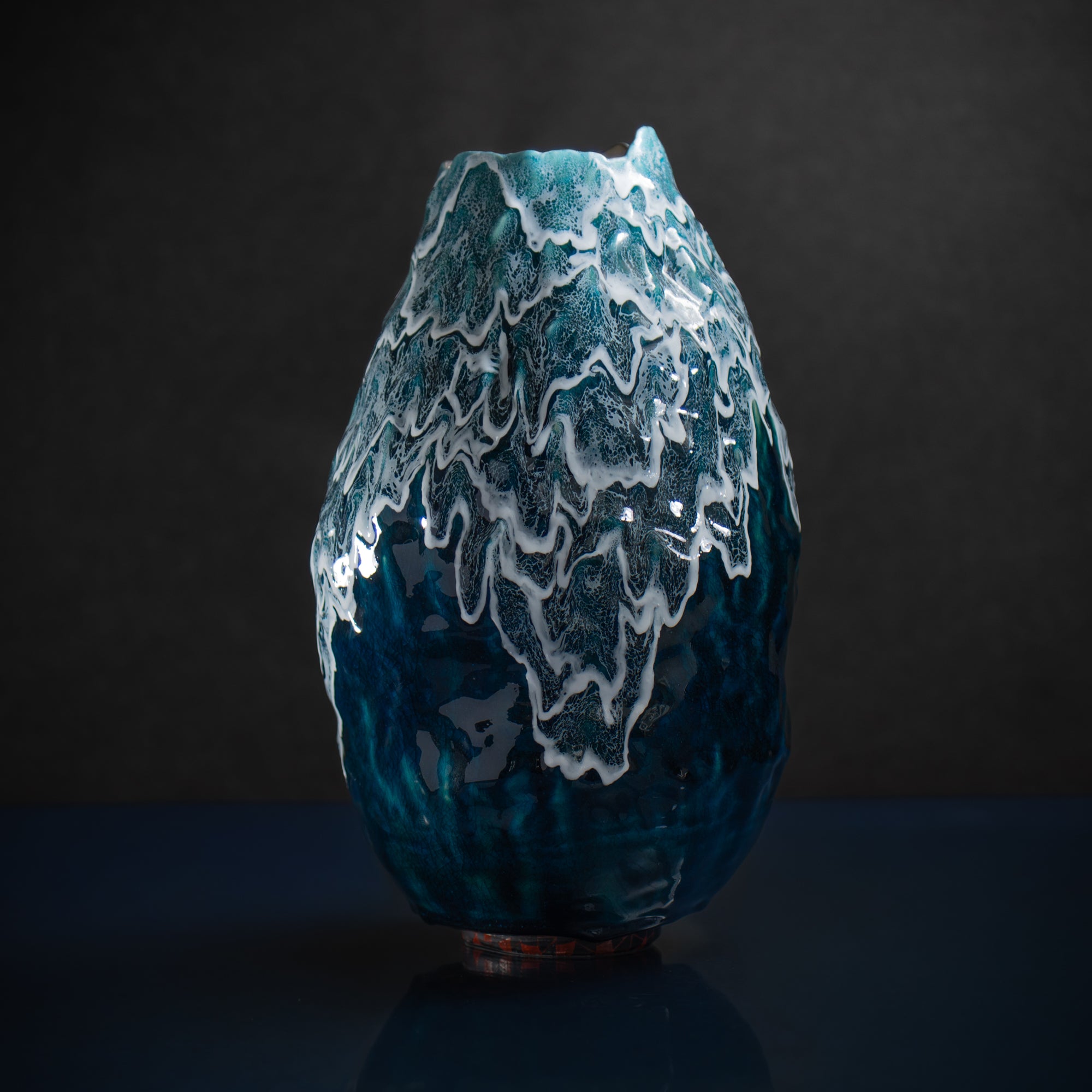 Sazameku Cascade Tall Japanese Flower Vase