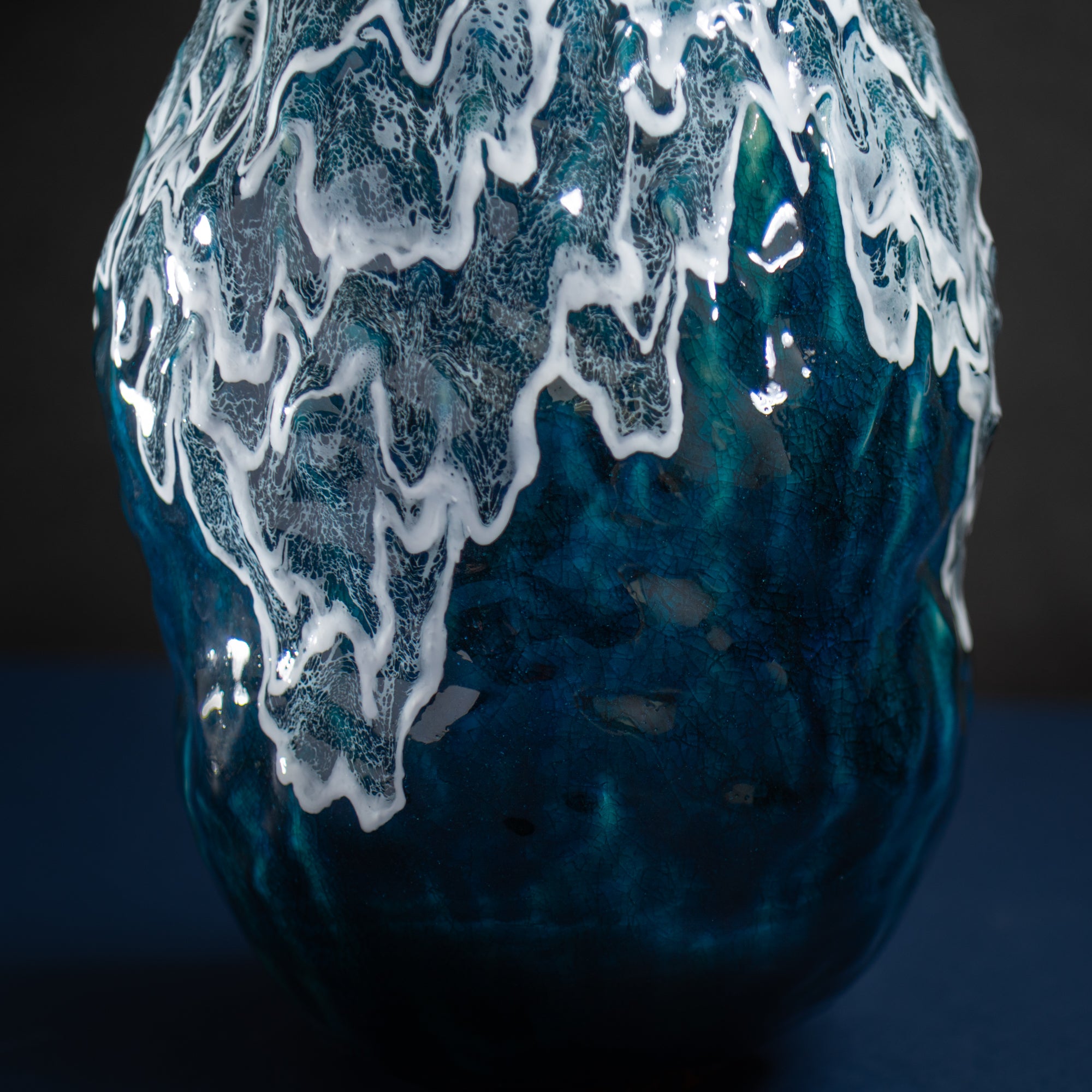 Sazameku Cascade Tall Japanese Flower Vase