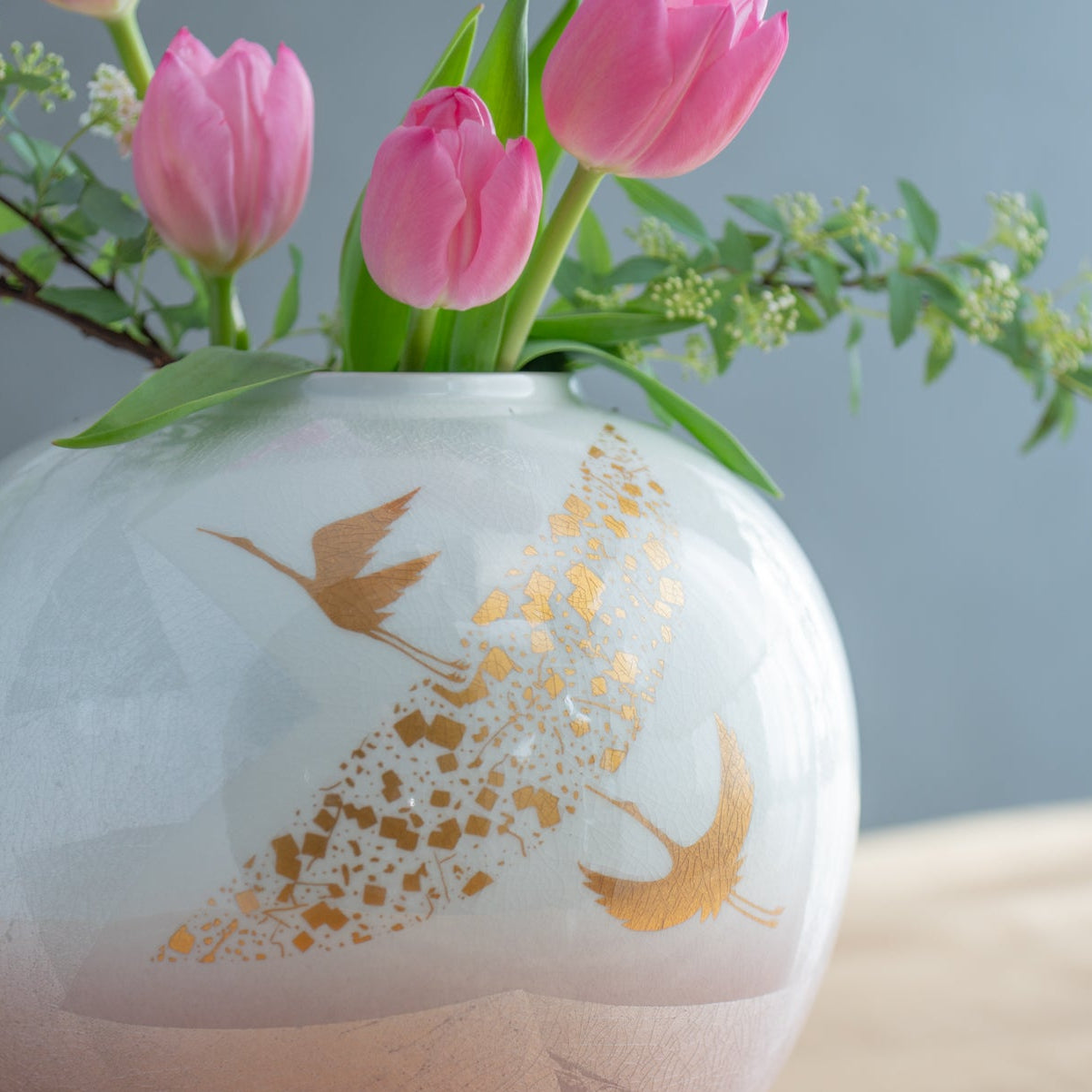 Ginsai Crane Round Japanese Flower Vase 8.1 IN