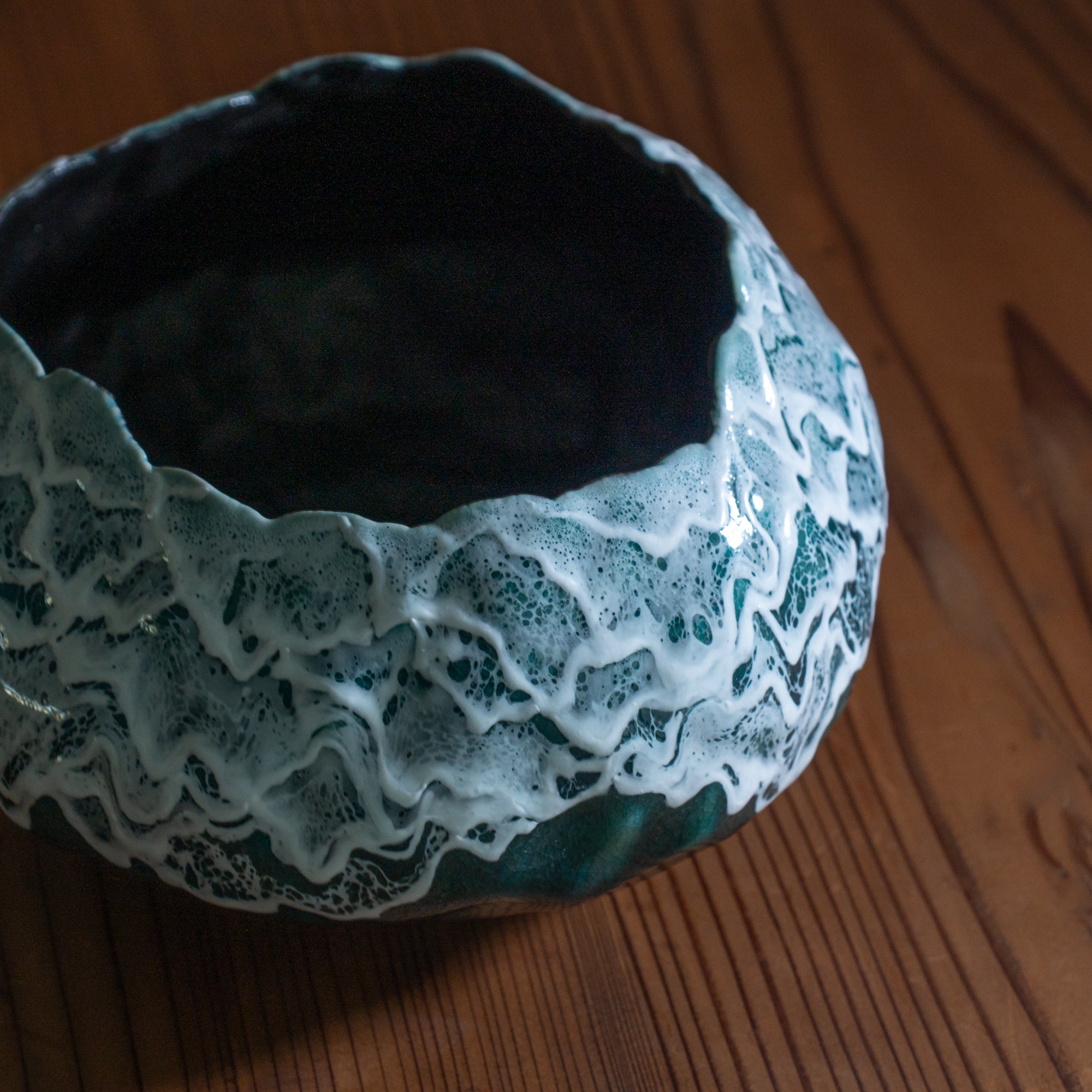 Sazameku Cascade Round Japanese Flower Vase　