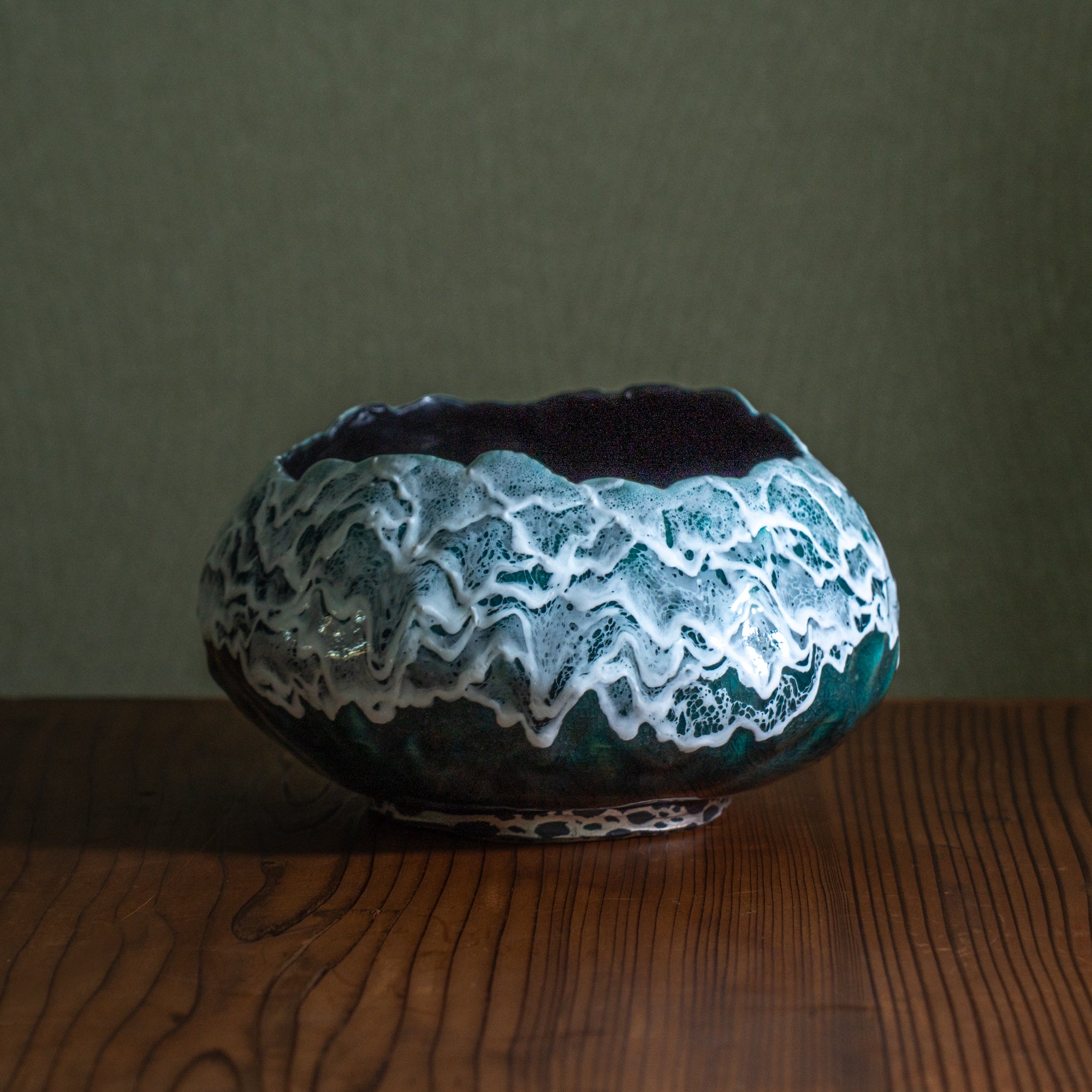 Sazameku Cascade Round Japanese Flower Vase　