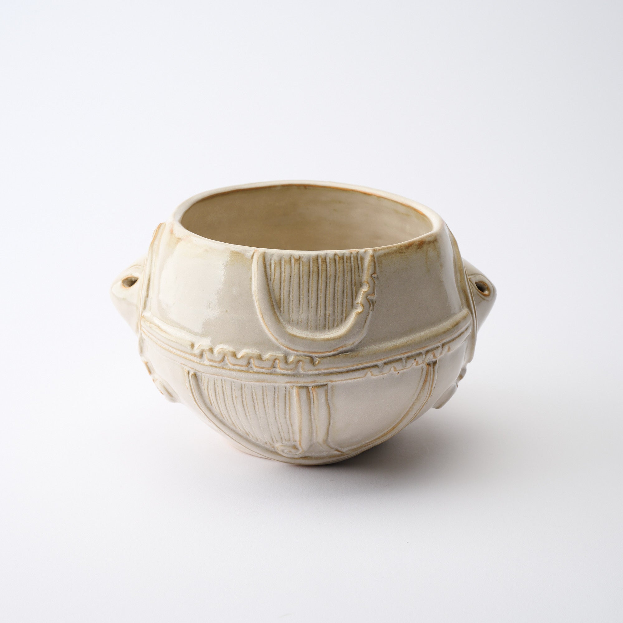 Taido White Jomon Cachepot