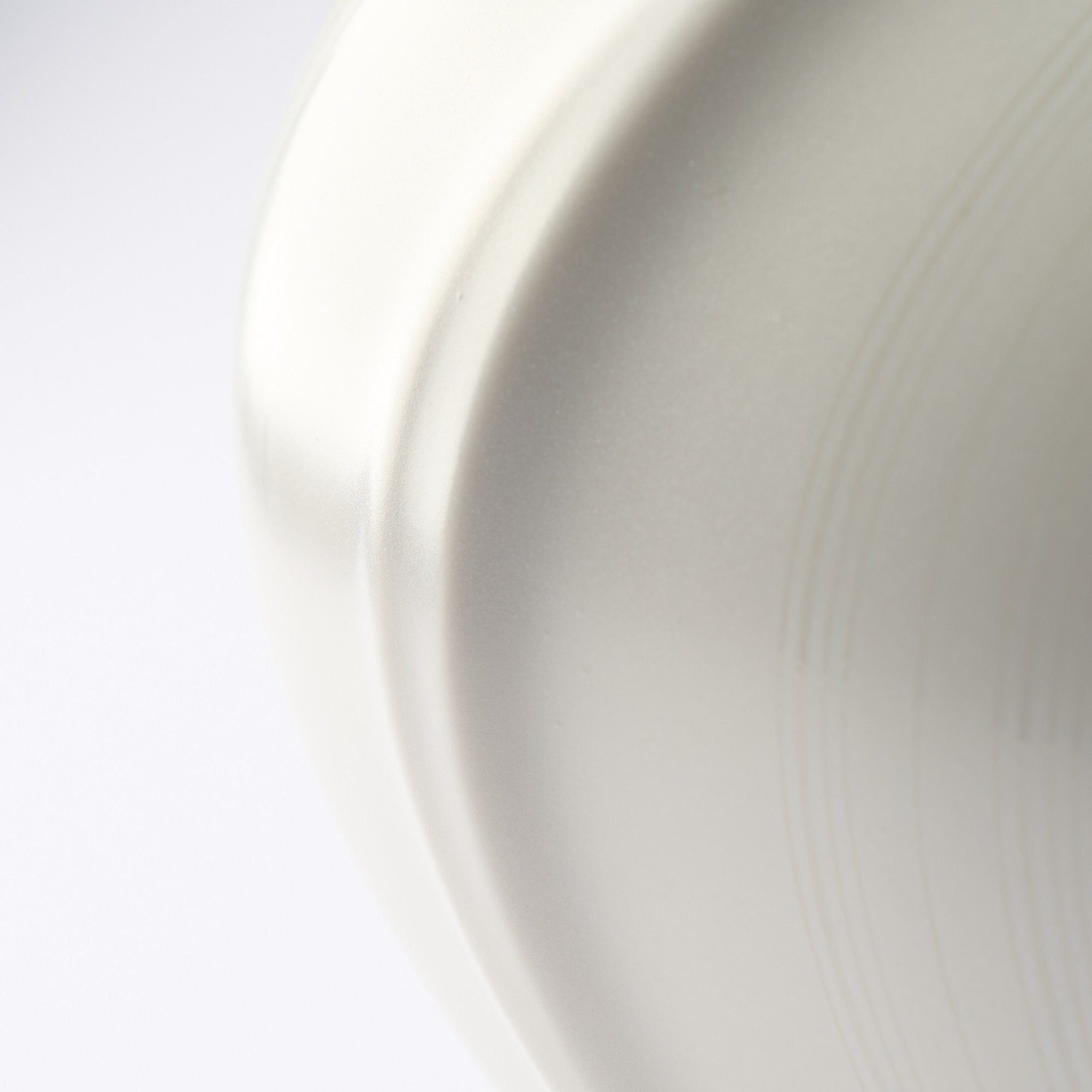 Shinju Kosai Round Vase