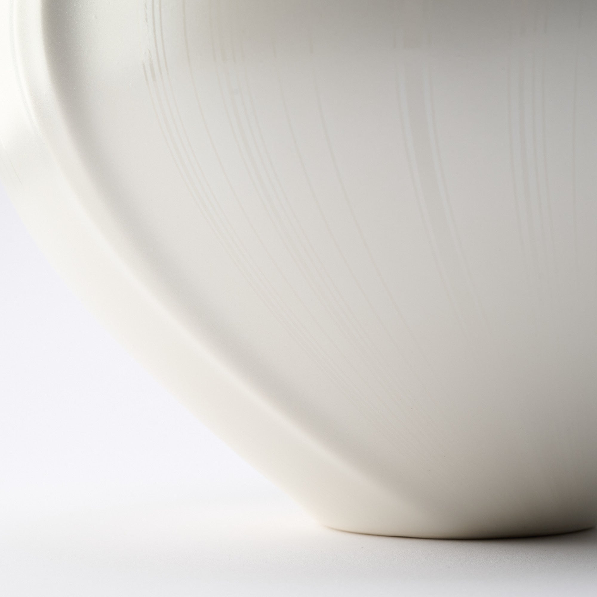 Shinju Kosai Round Vase