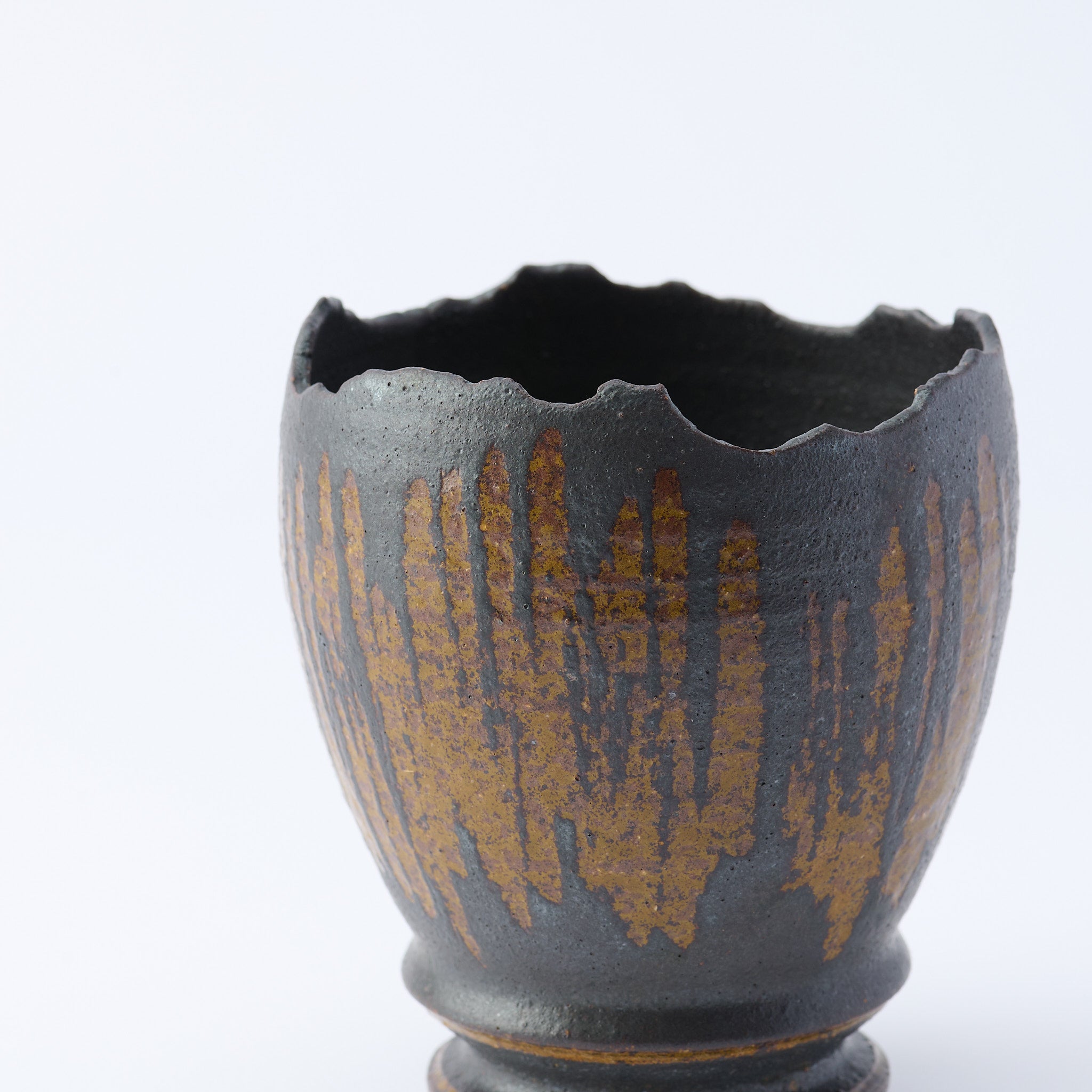 Chalaza Cracked Rim Brown Inlay on Black Plant Pot 3.7 In