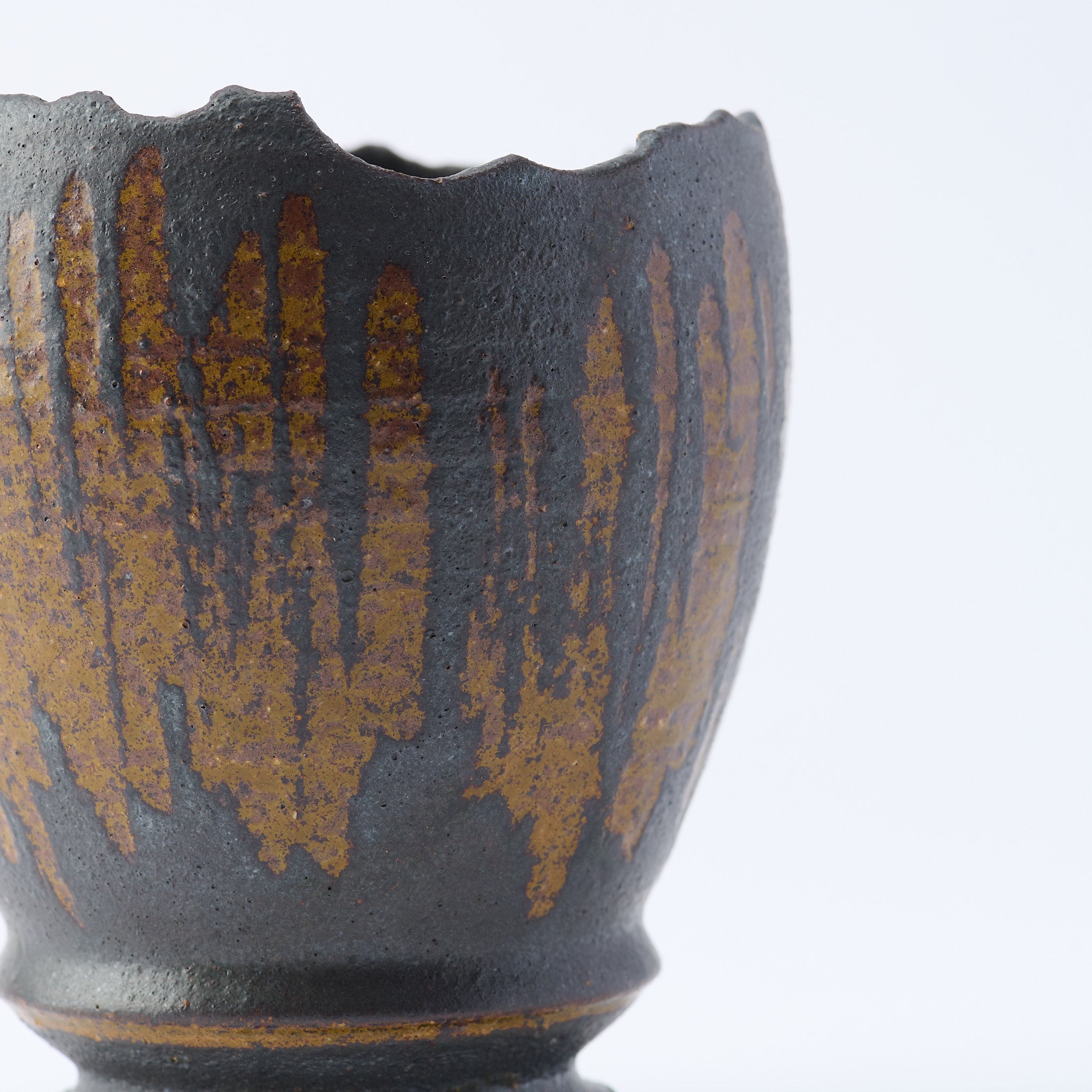 Chalaza Cracked Rim Brown Inlay on Black Plant Pot 3.7 In