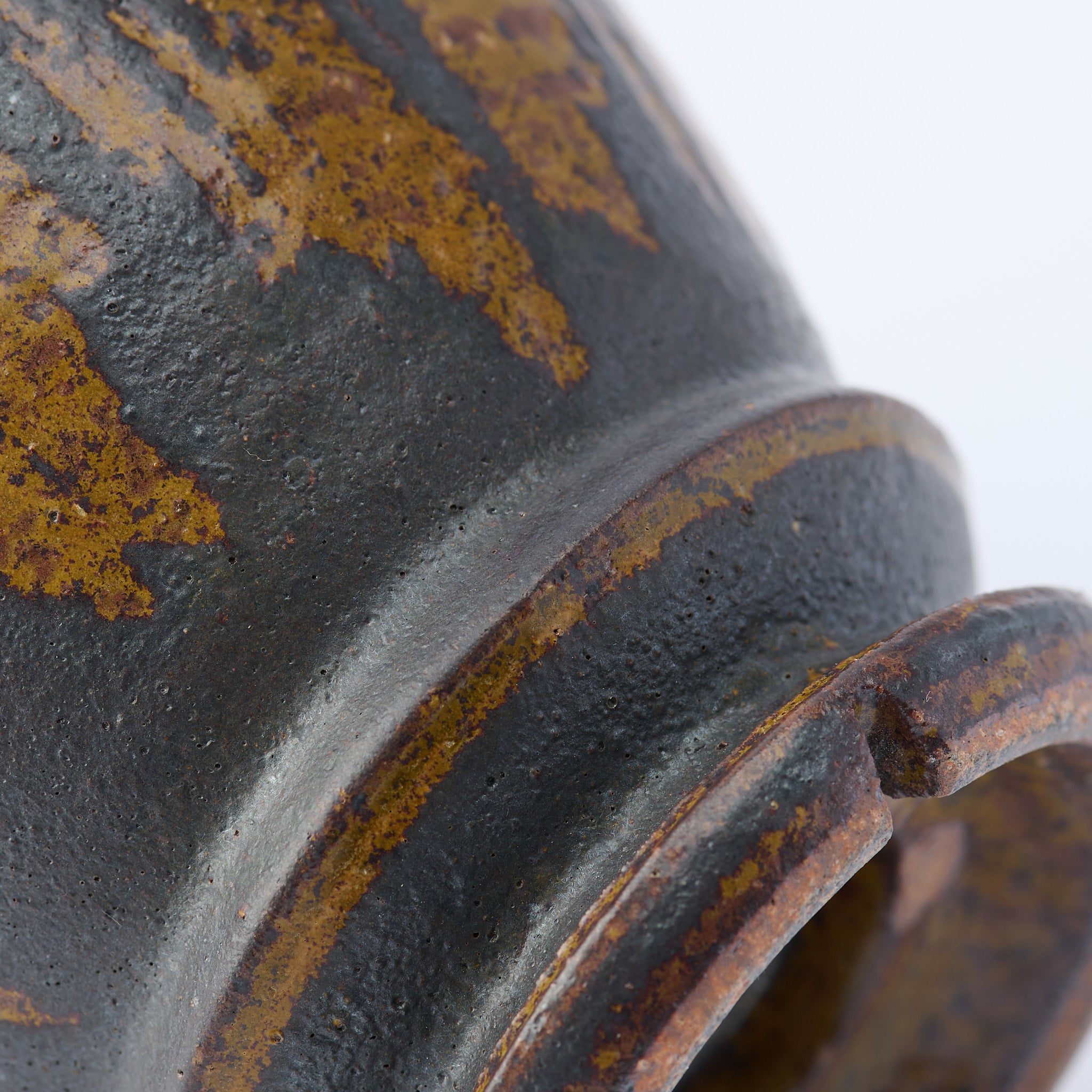 Chalaza Cracked Rim Brown Inlay on Black Plant Pot 3.7 In