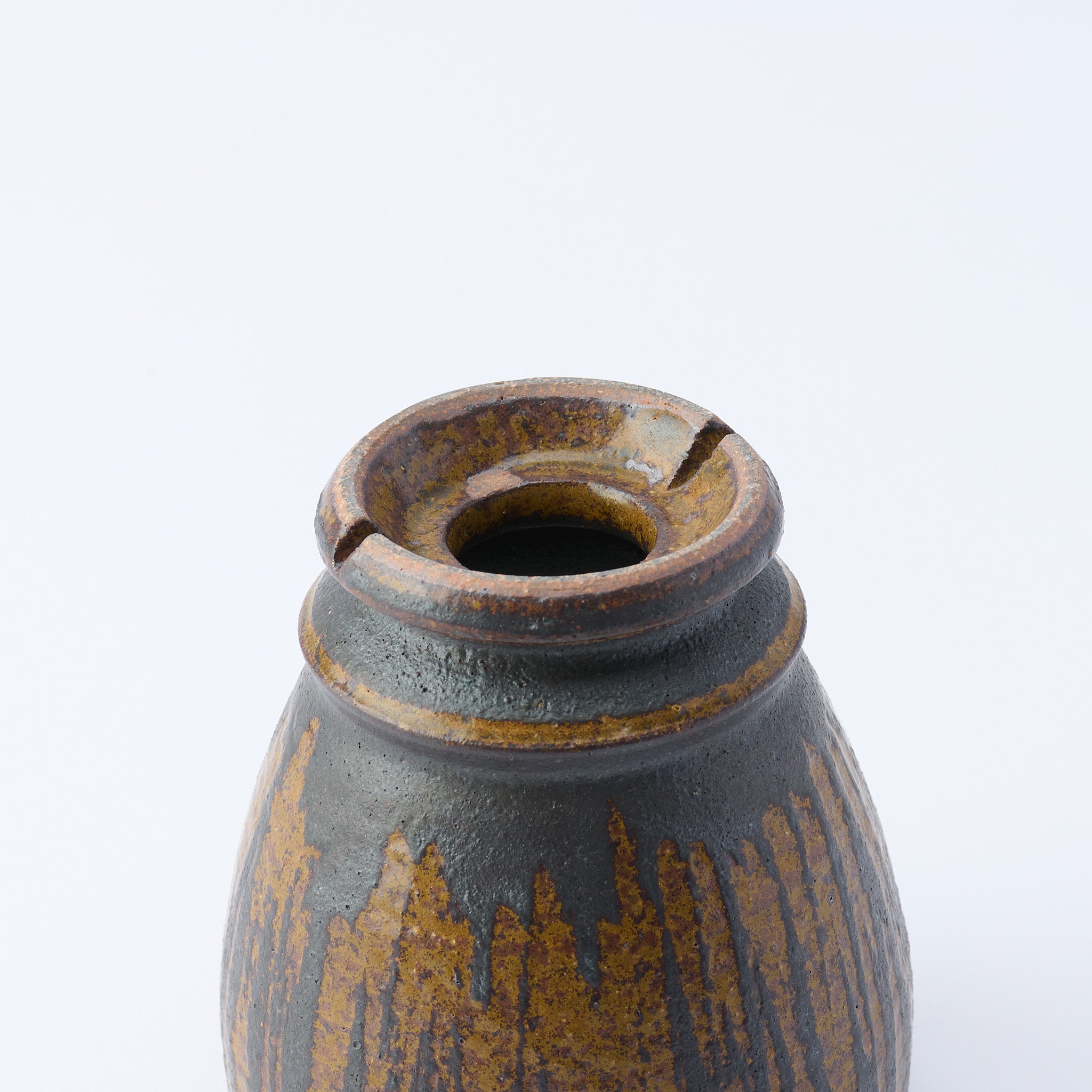 Chalaza Cracked Rim Brown Inlay on Black Plant Pot 3.7 In